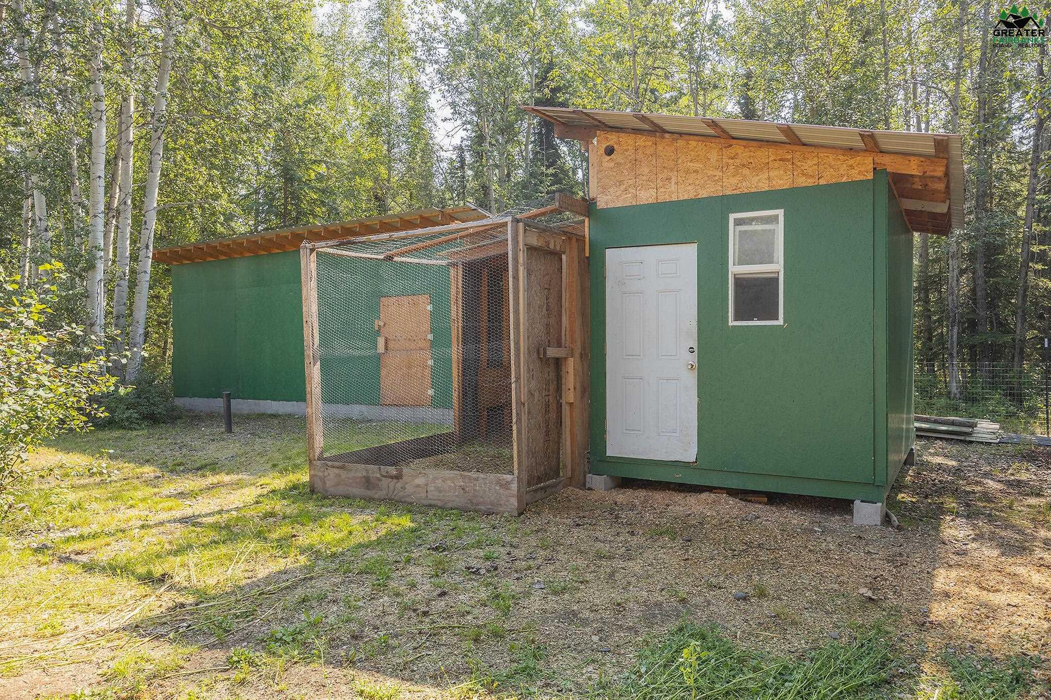 3875 LAKEWOOD LOOP