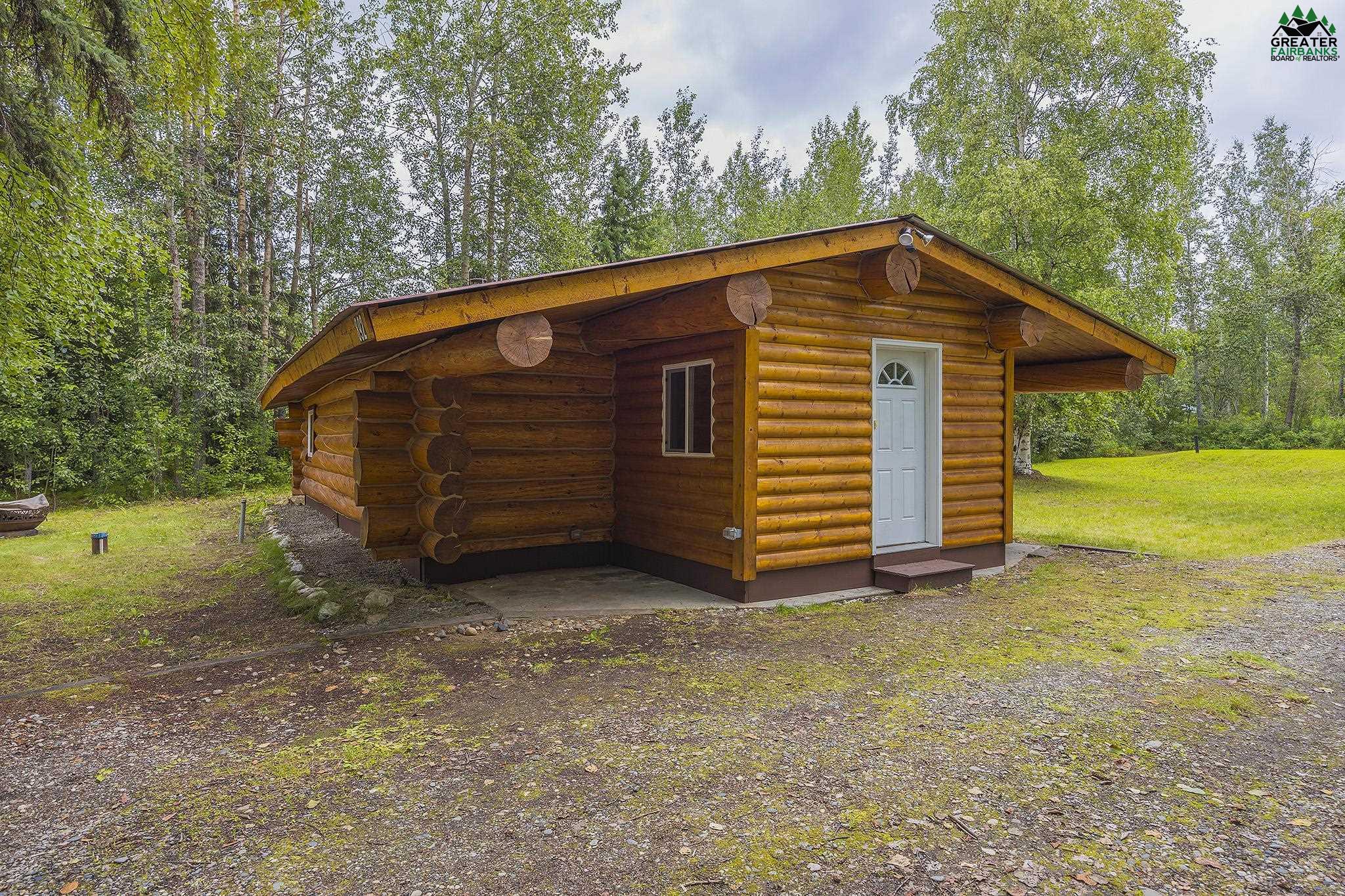 892 SIRLIN DRIVE
