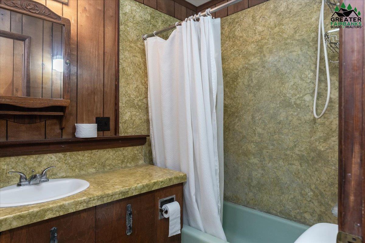 3270 ROSIE CREEK ROAD