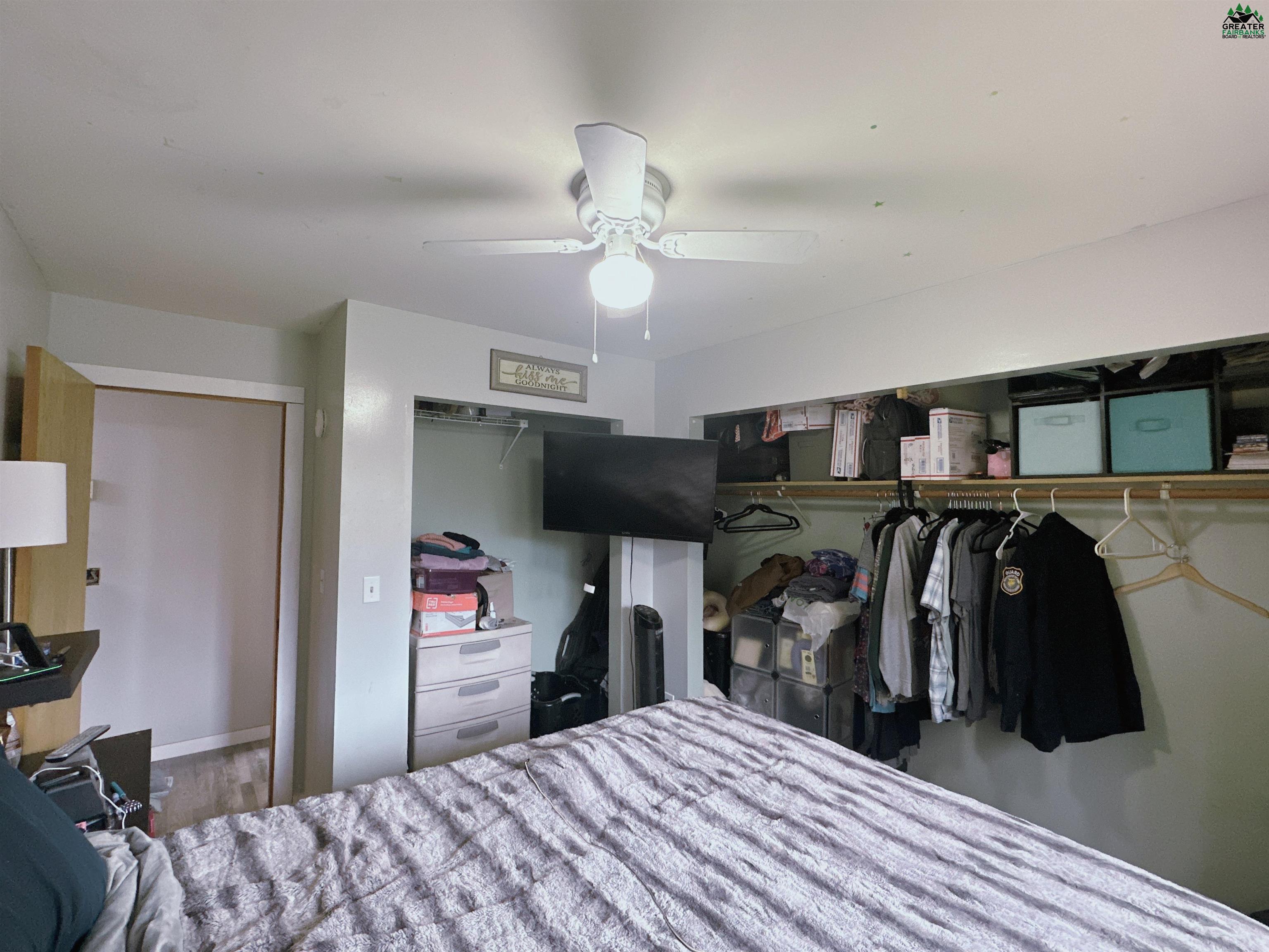 809 DELPHINIUM LANE