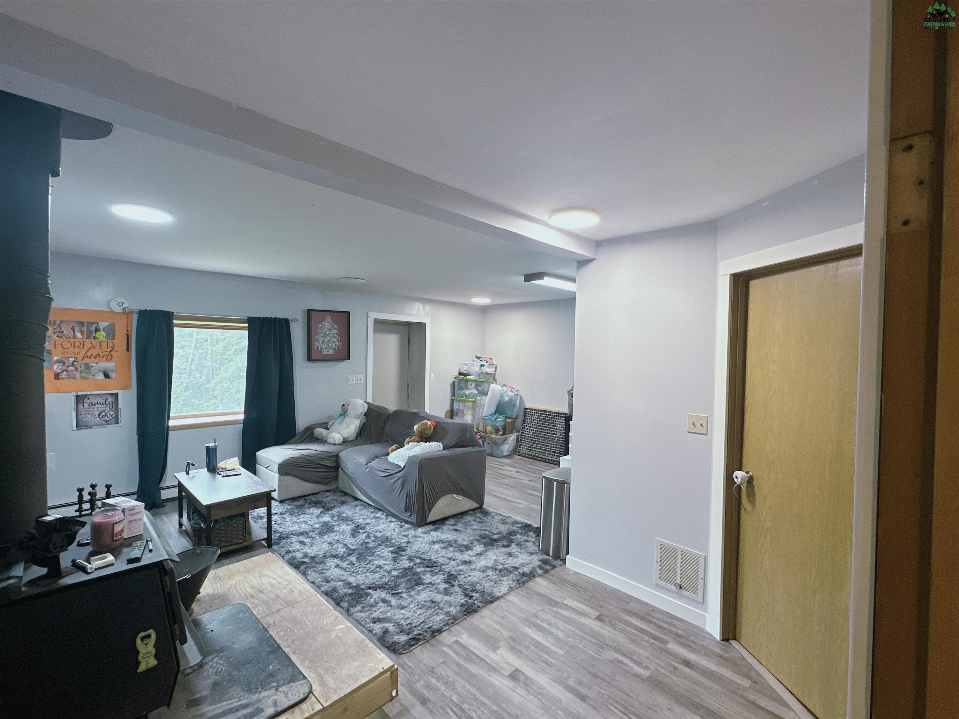 809 DELPHINIUM LANE