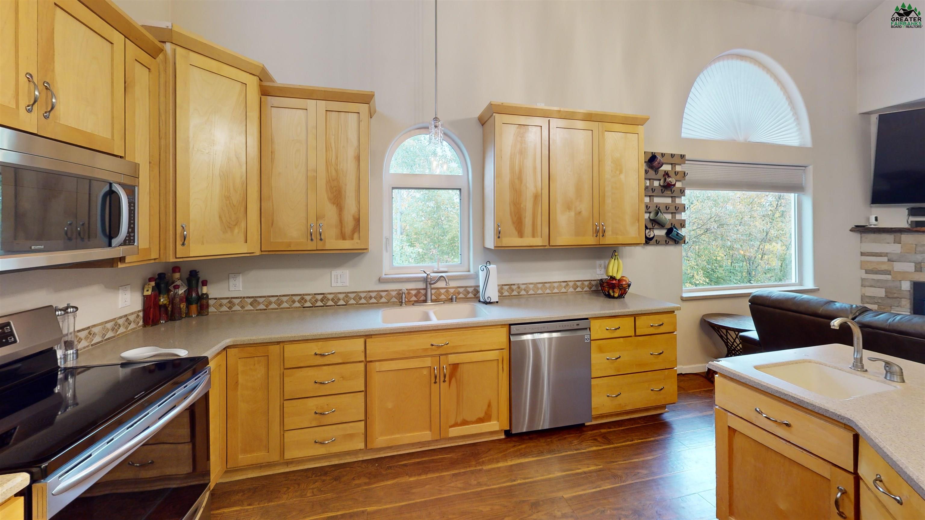 1205 RANGE VIEW ROAD