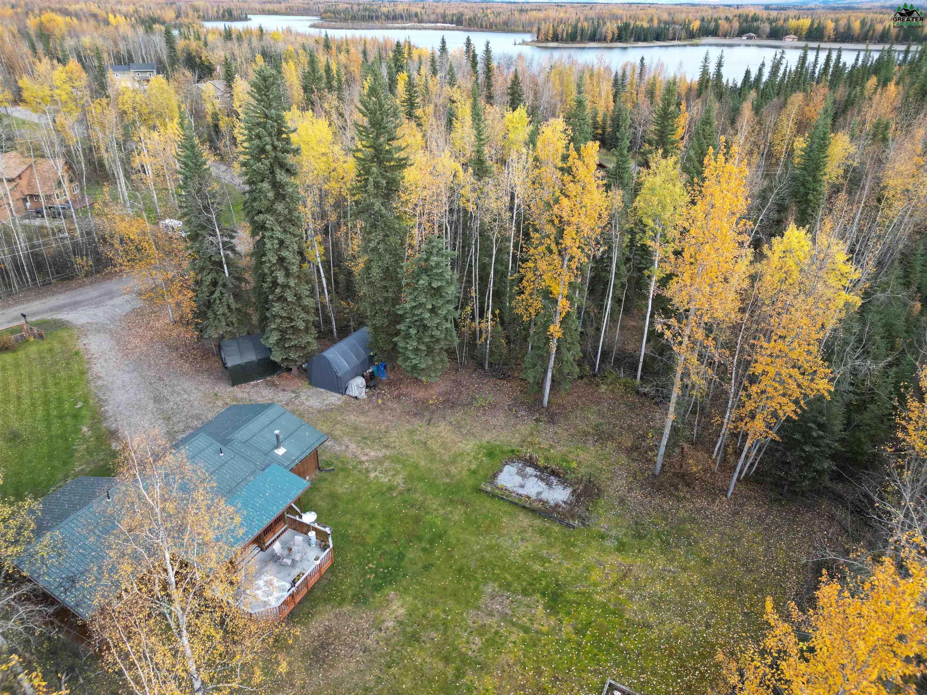 3915 LAKEWOOD LOOP