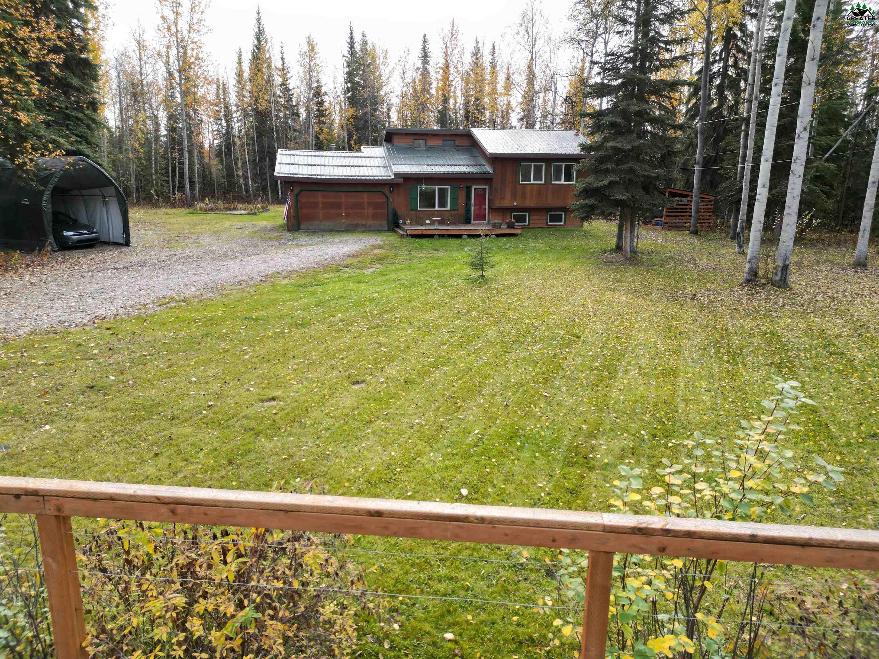 3915 LAKEWOOD LOOP