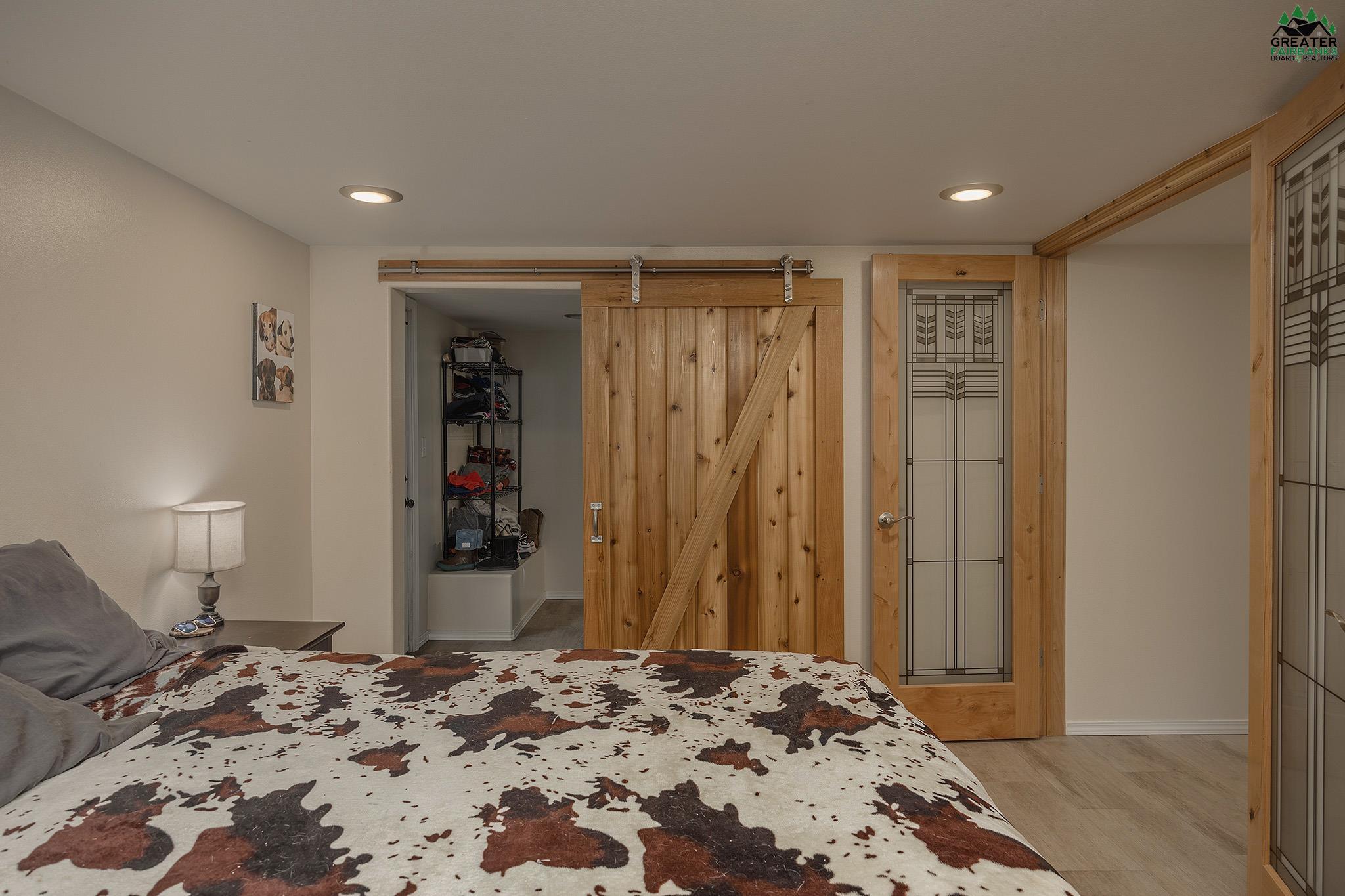 2035 ERMINE DRIVE