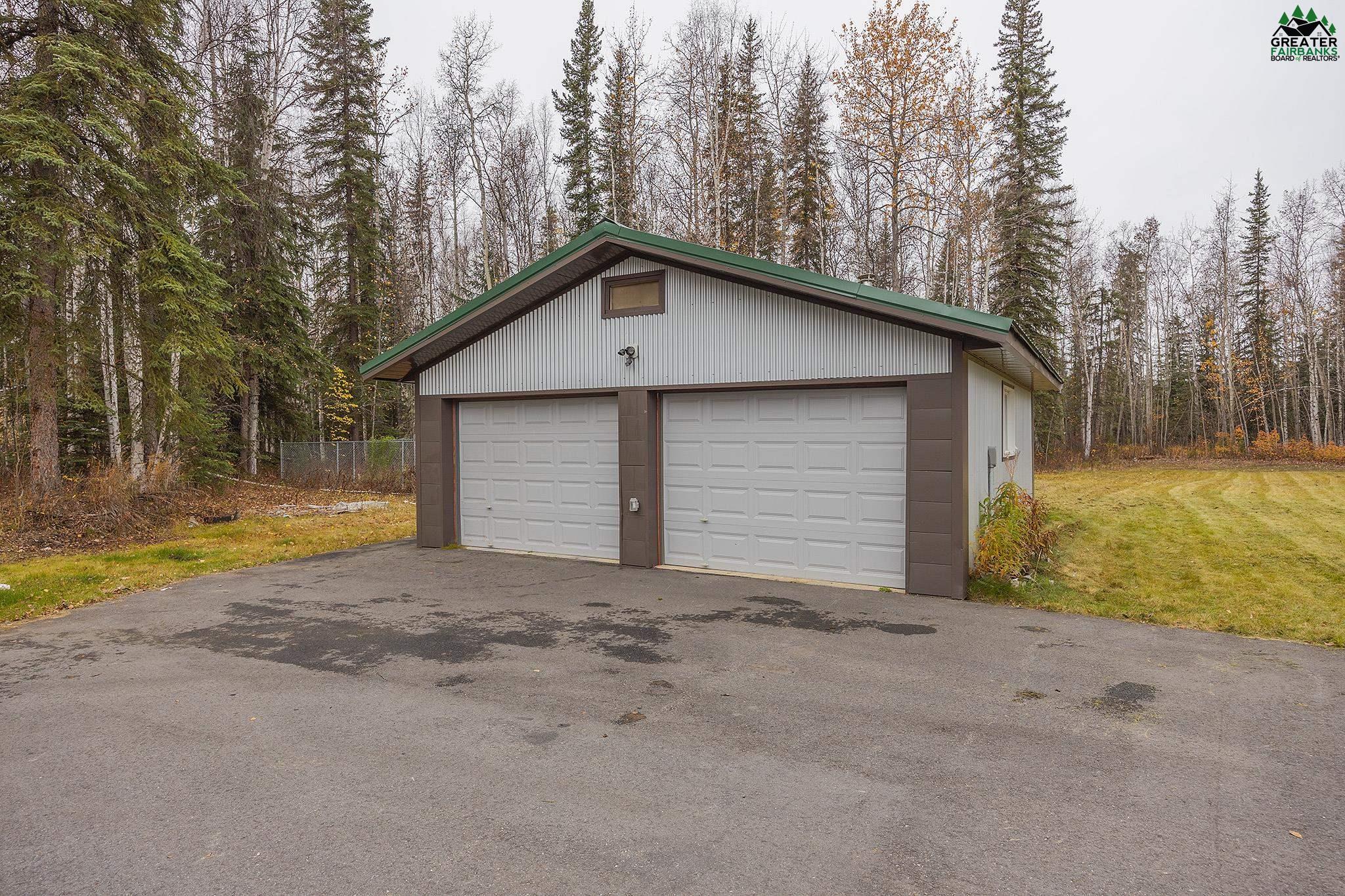 2035 ERMINE DRIVE