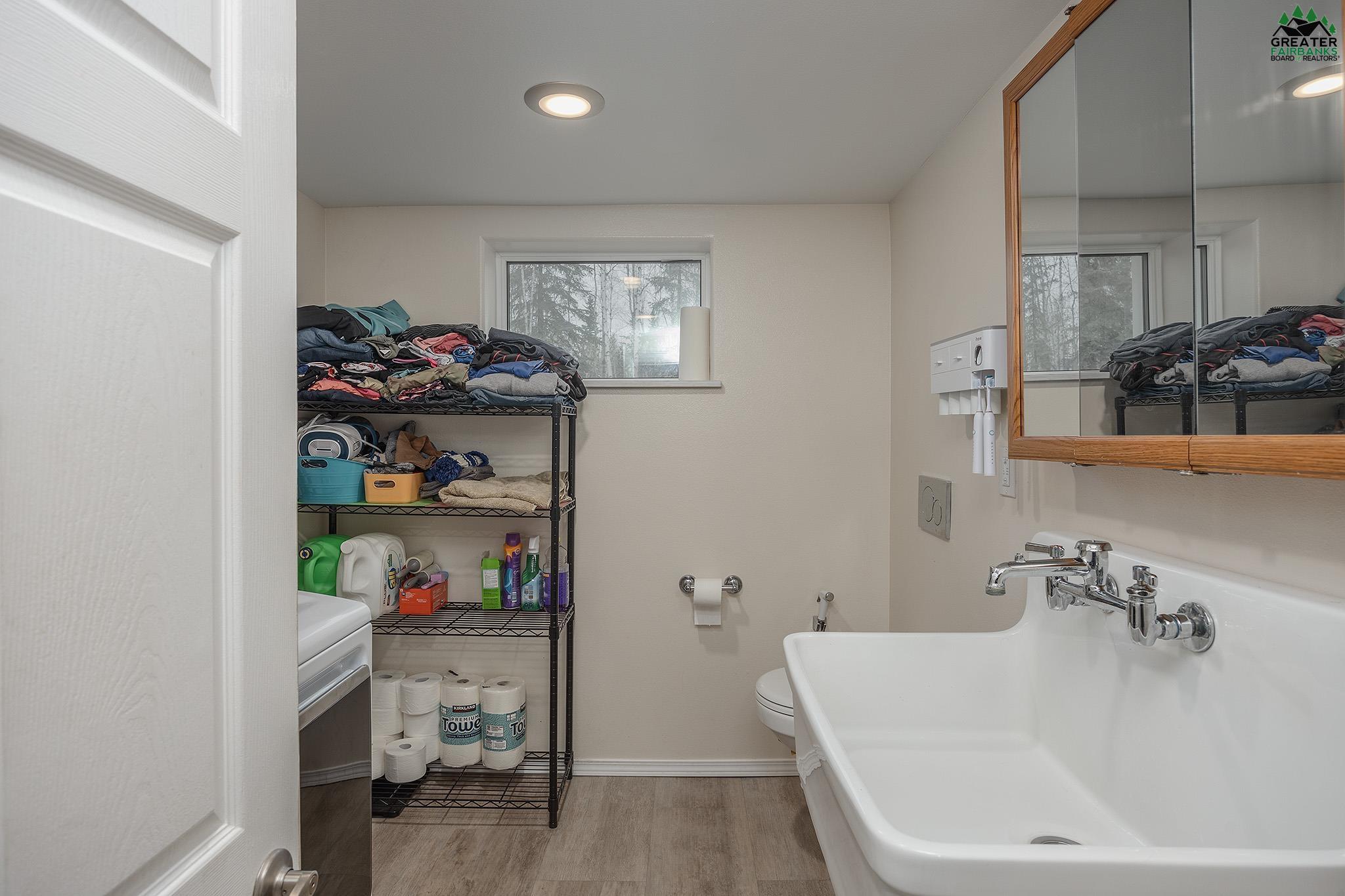 2035 ERMINE DRIVE
