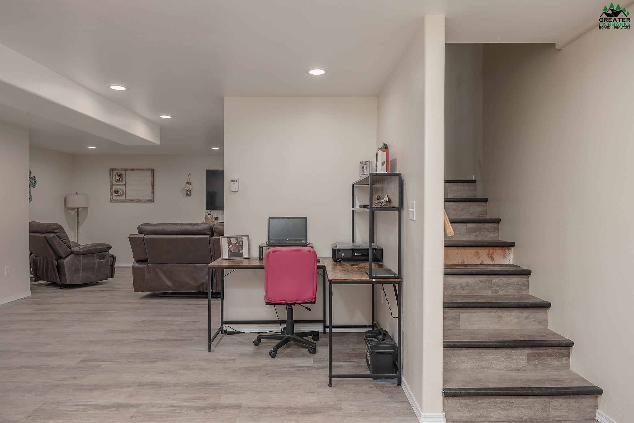 2035 ERMINE DRIVE