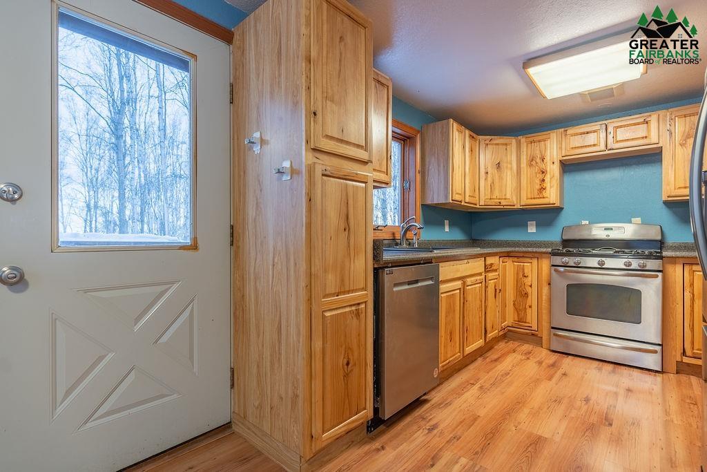 1254 SKYLINE DRIVE