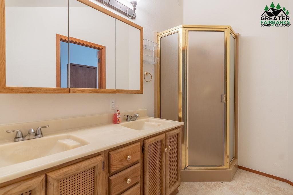1254 SKYLINE DRIVE