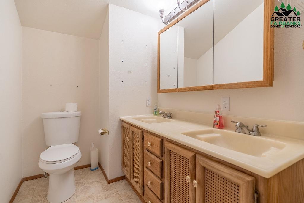 1254 SKYLINE DRIVE