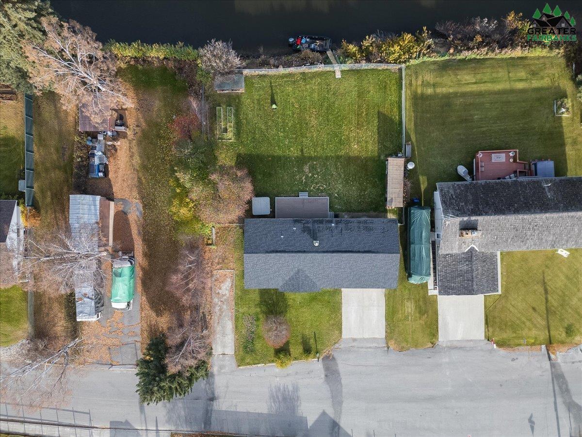 2830 RIVERVIEW DRIVE
