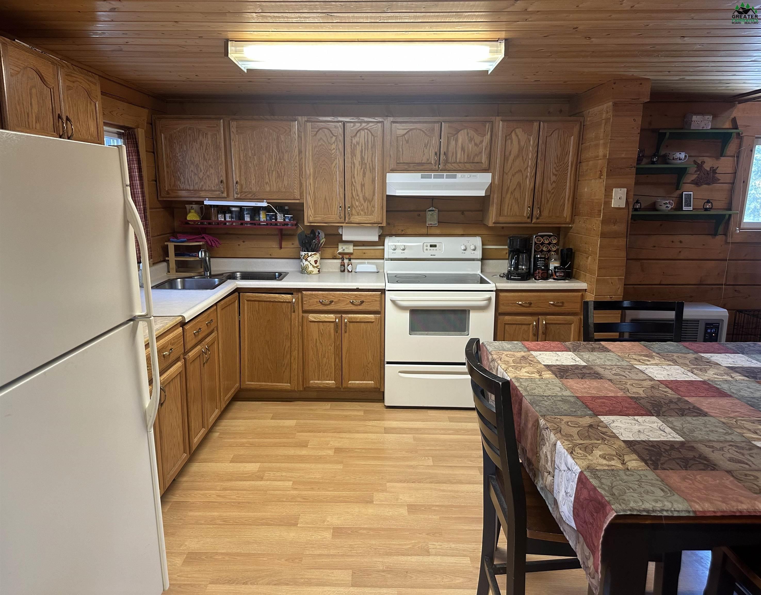2745 BONANZA TRAIL
