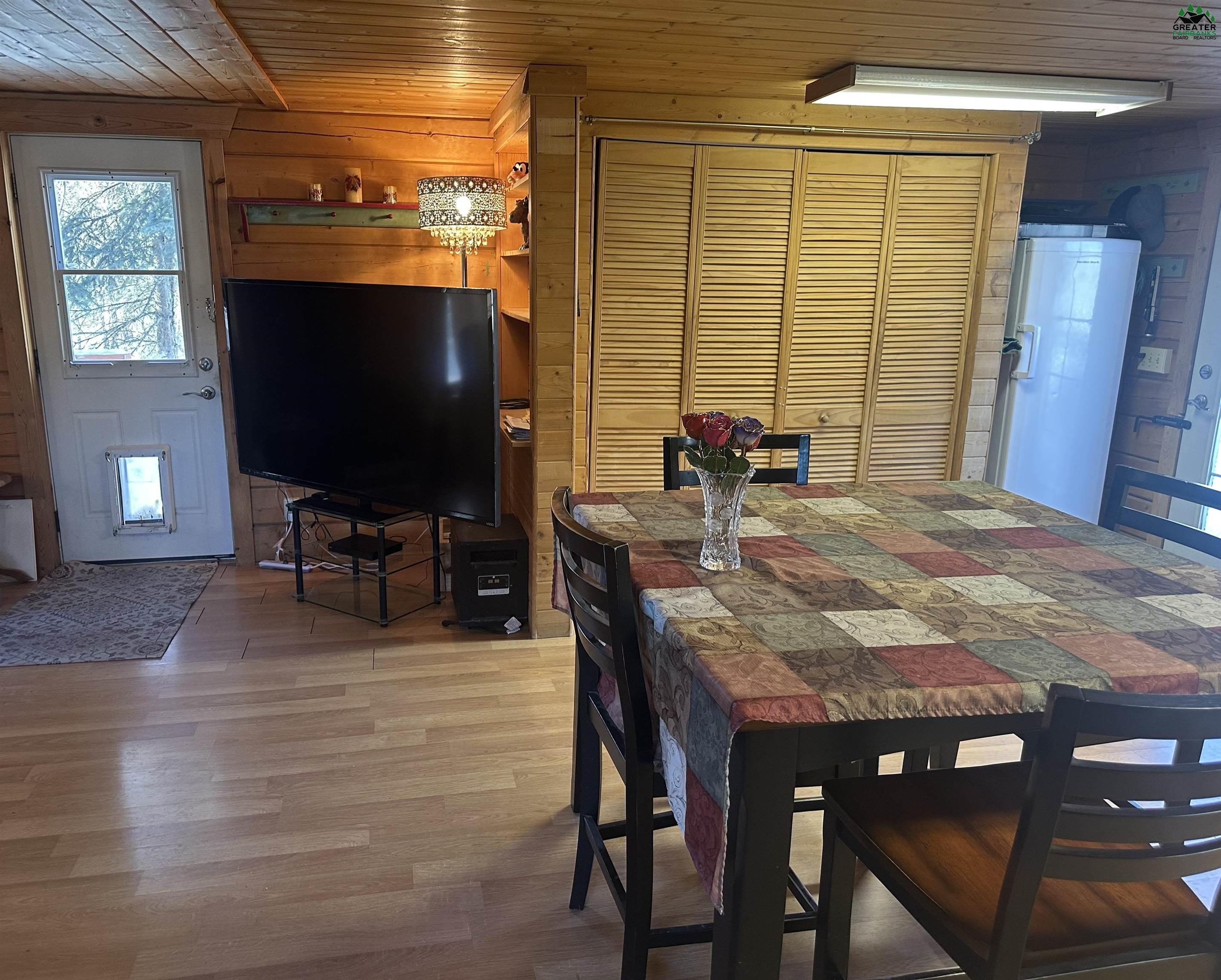 2745 BONANZA TRAIL