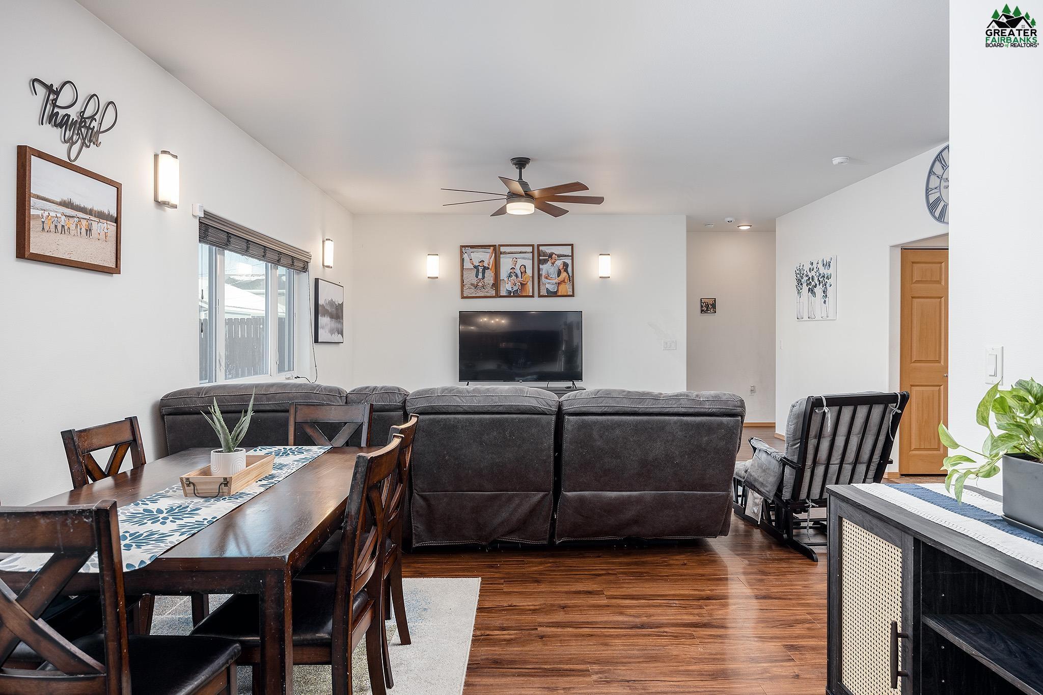 2701 DESERT EAGLE LOOP