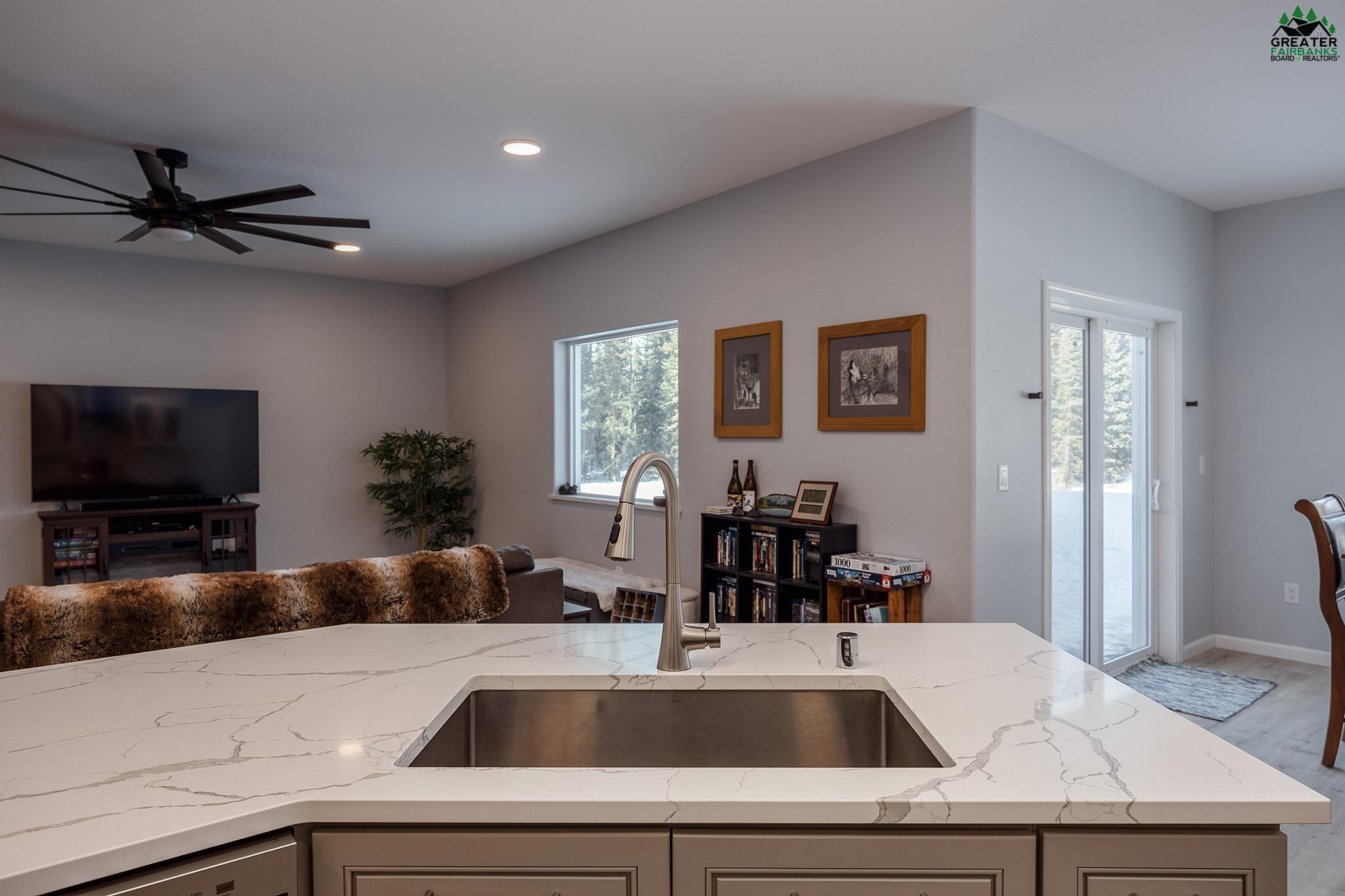 3846 OLIVER DRIVE