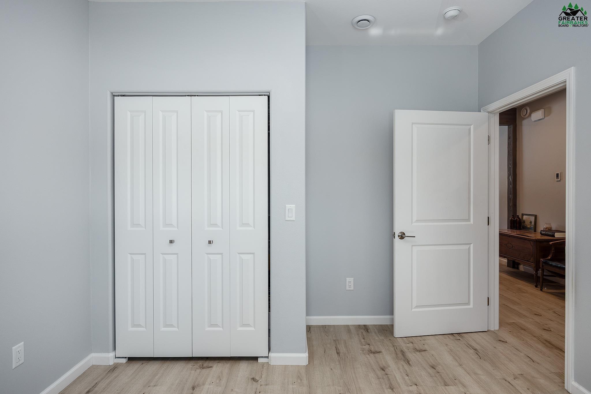3846 OLIVER DRIVE