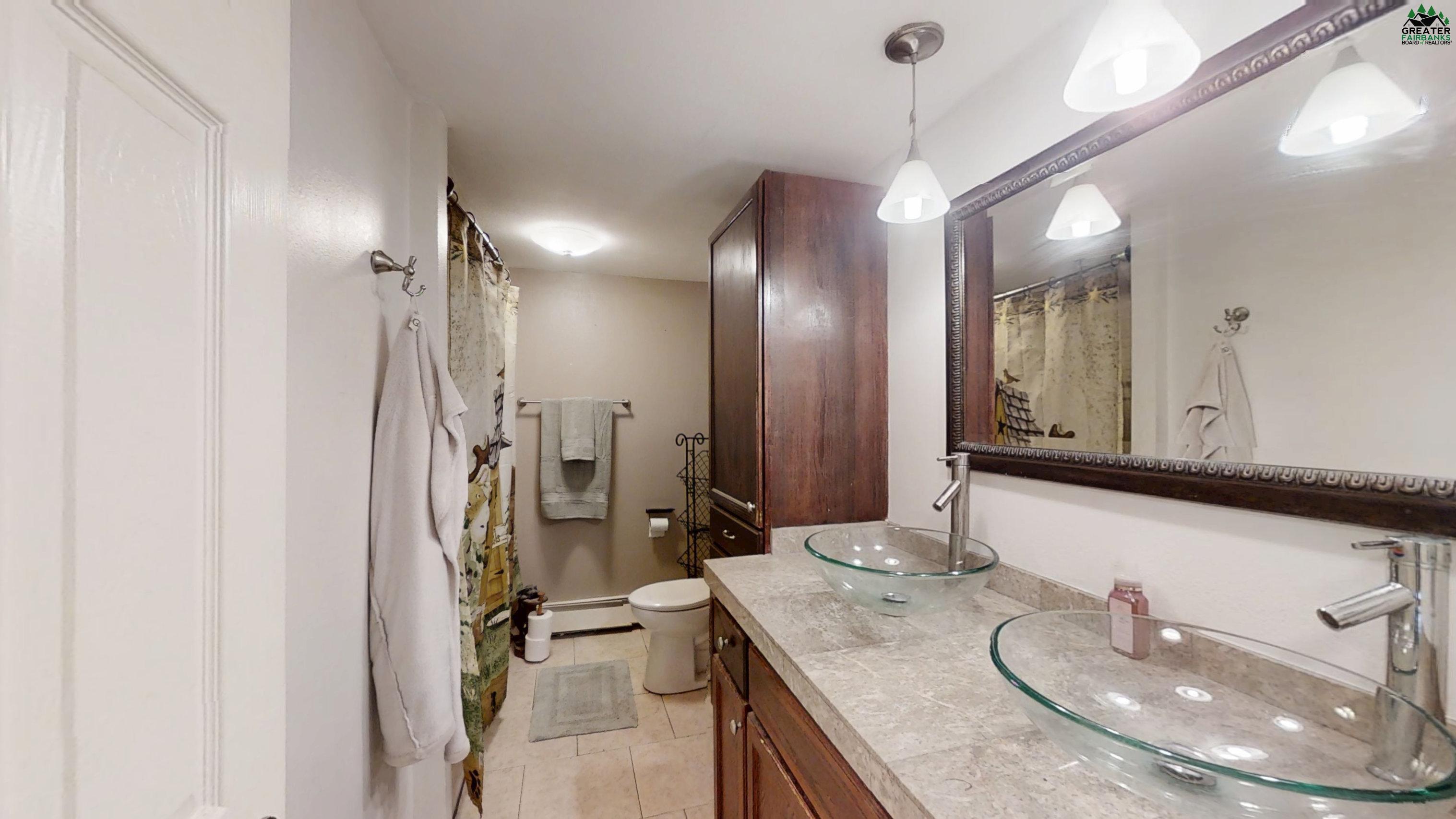 2324 OUTSIDE BOULEVARD