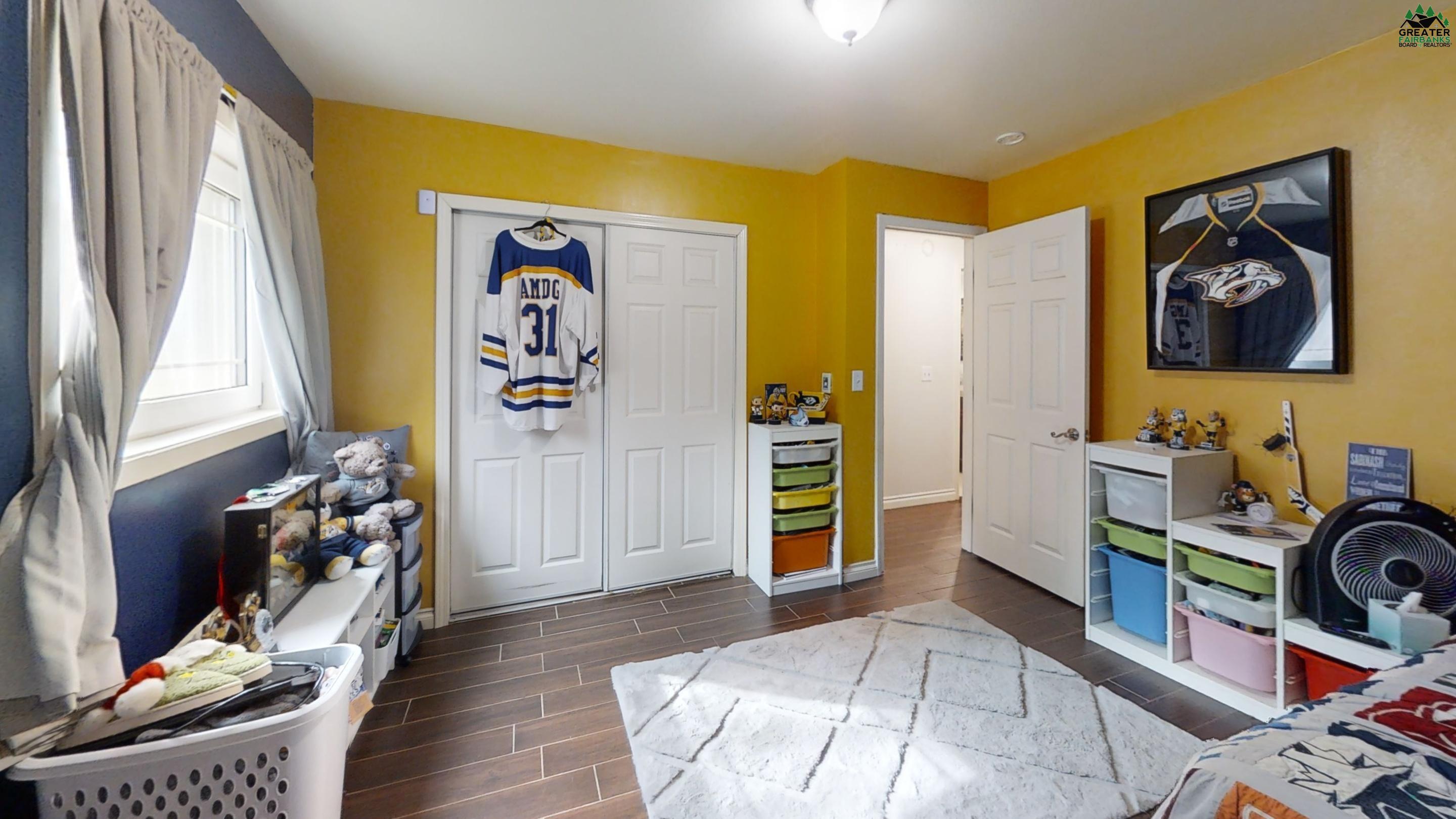 2324 OUTSIDE BOULEVARD