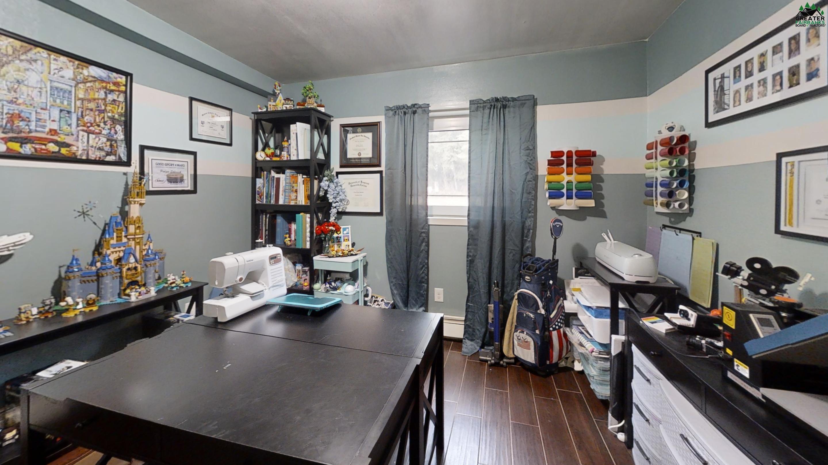 2324 OUTSIDE BOULEVARD