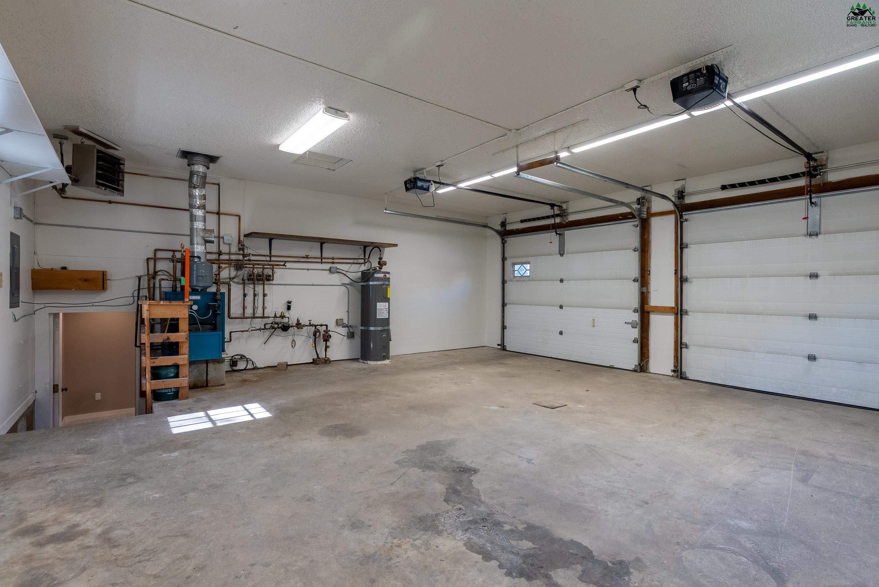 3855 DUNLAP AVE