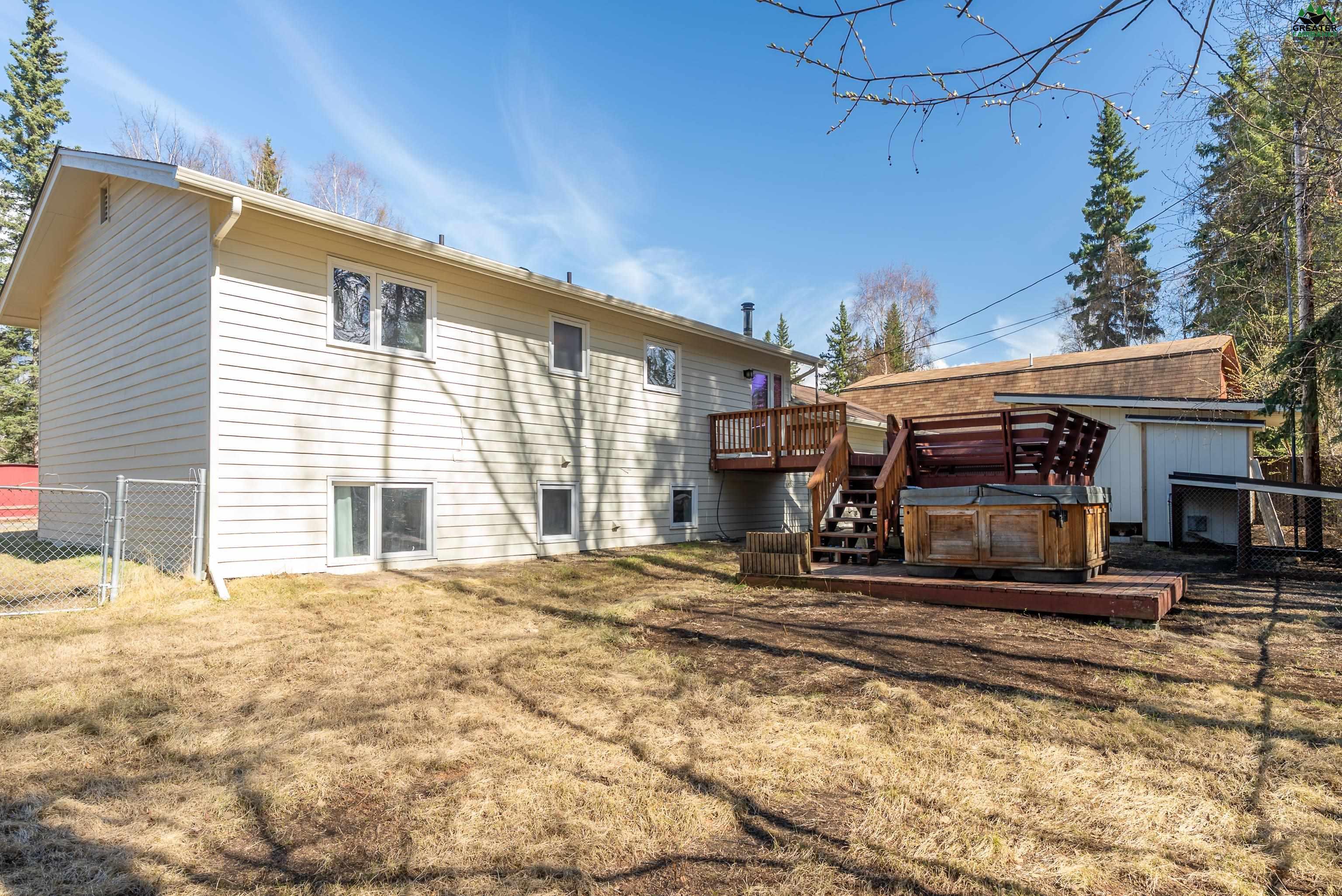 3855 DUNLAP AVE