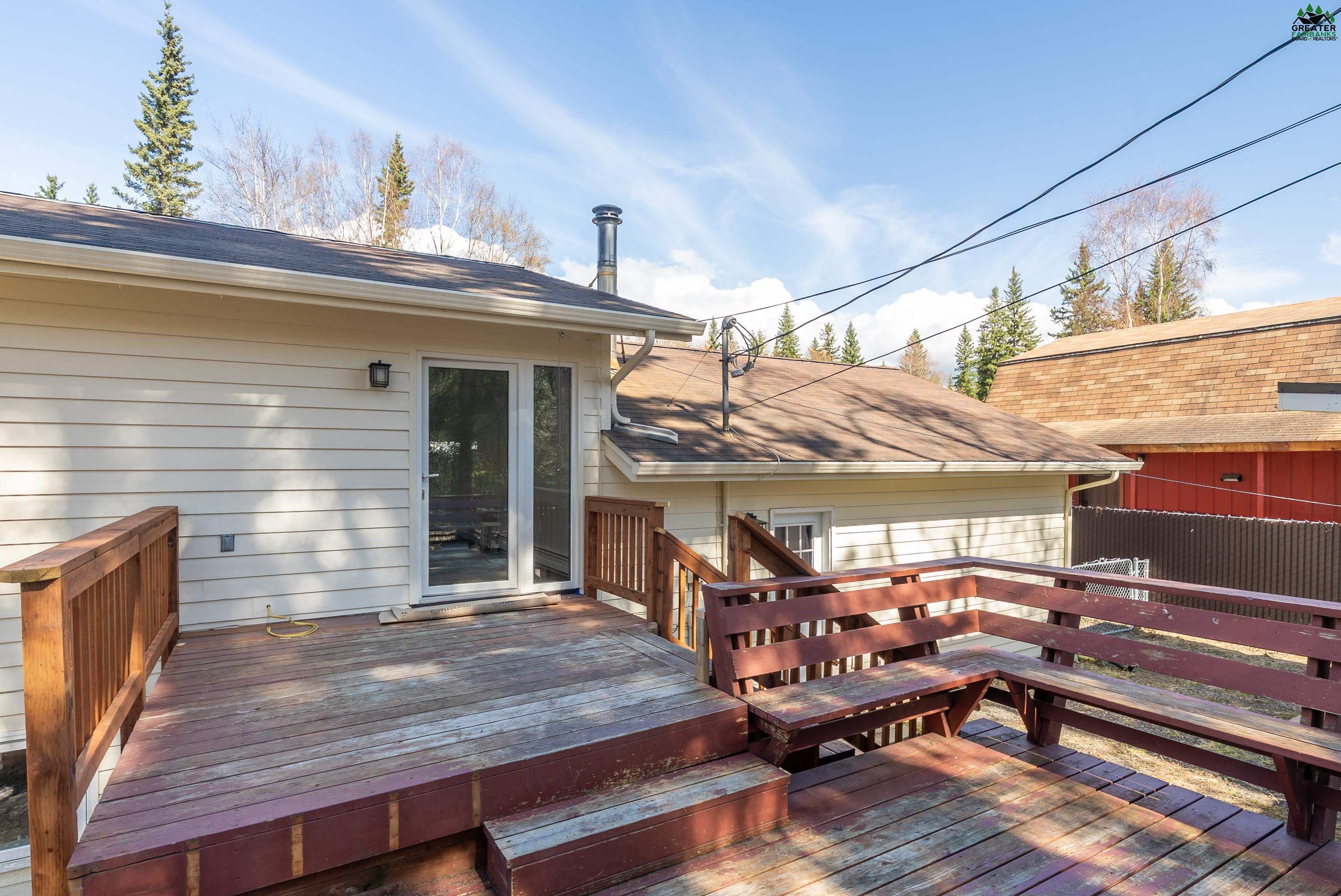 3855 DUNLAP AVE