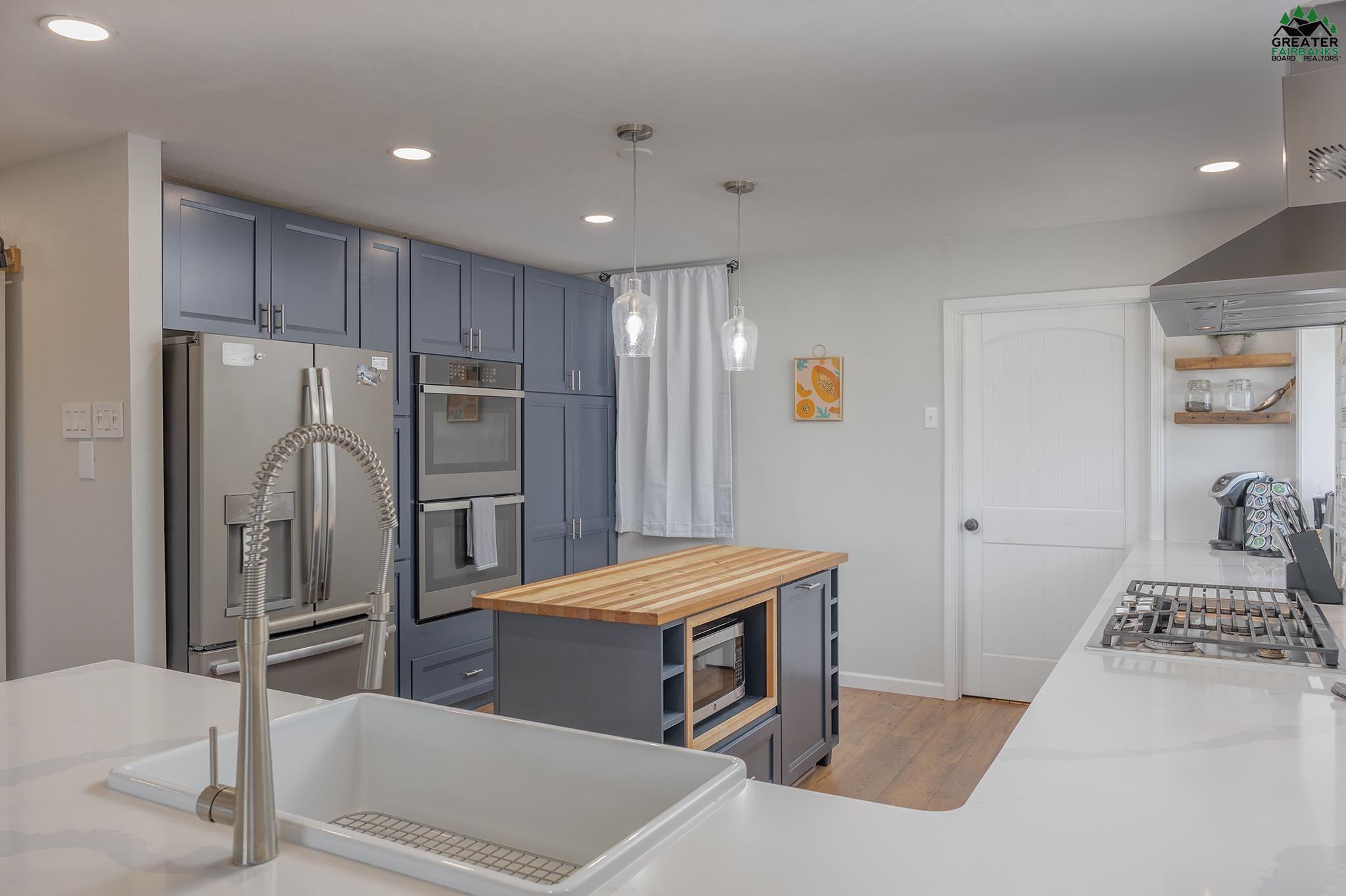 2078 SARA-LYNN ROAD
