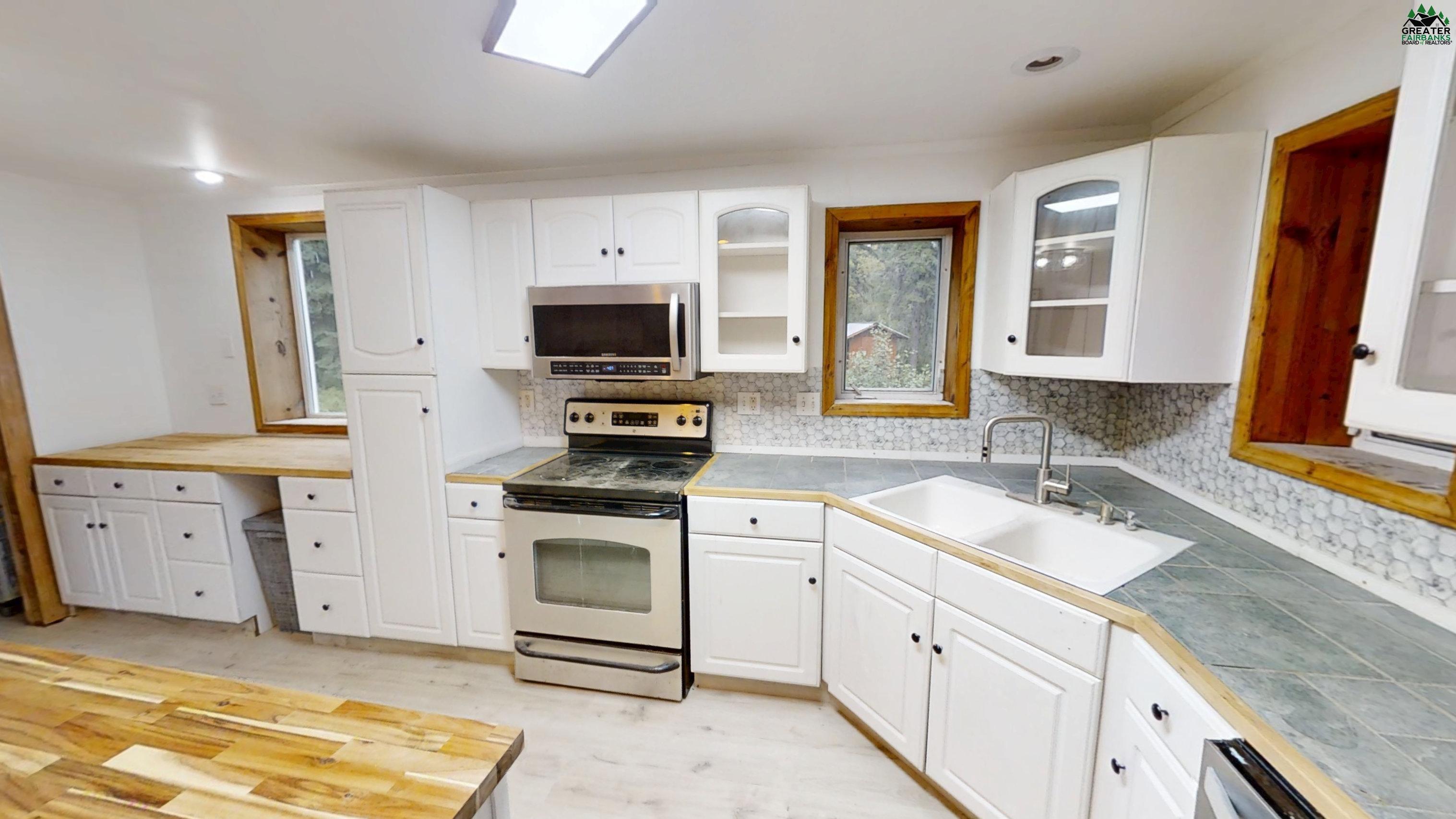 824 VIDE DRIVE