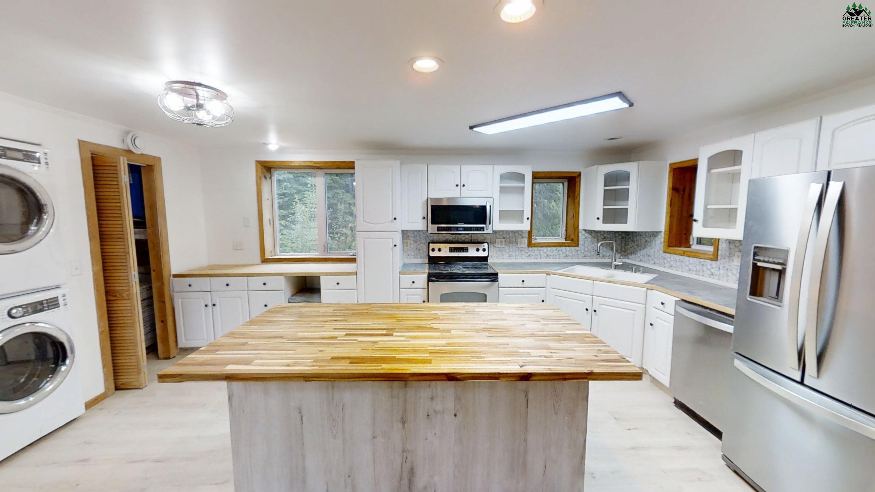 824 VIDE DRIVE