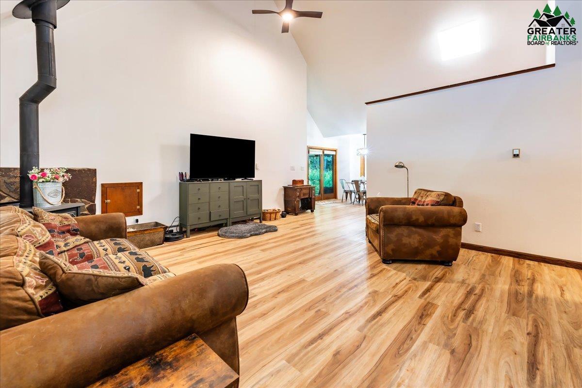 300 CRYSTAL ROAD