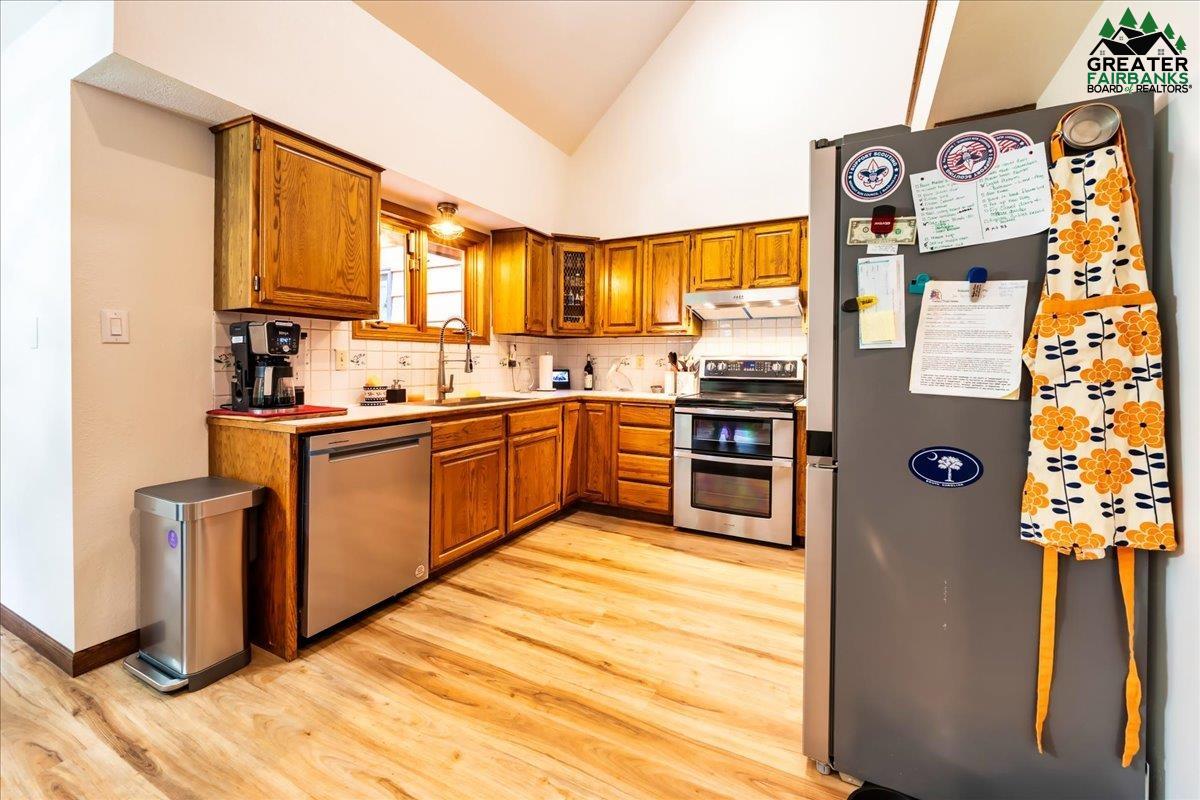 300 CRYSTAL ROAD