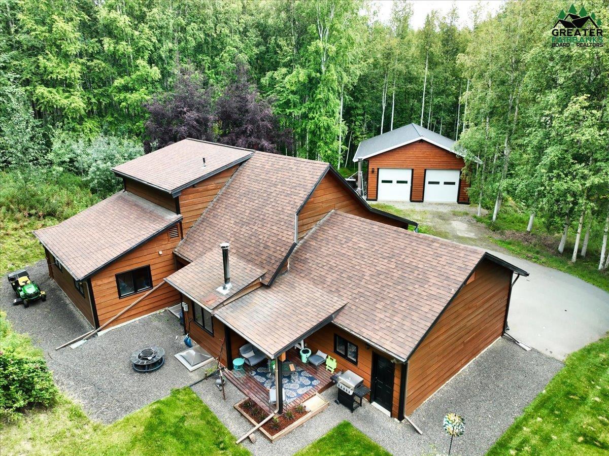 300 CRYSTAL ROAD
