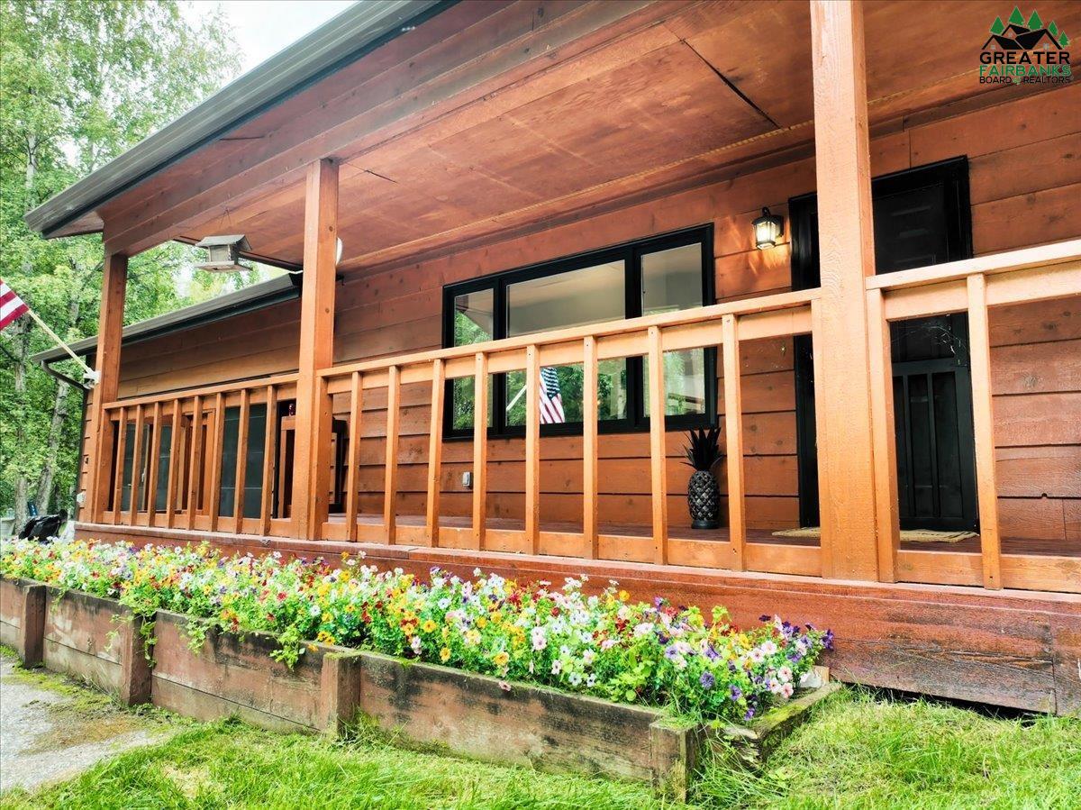 300 CRYSTAL ROAD