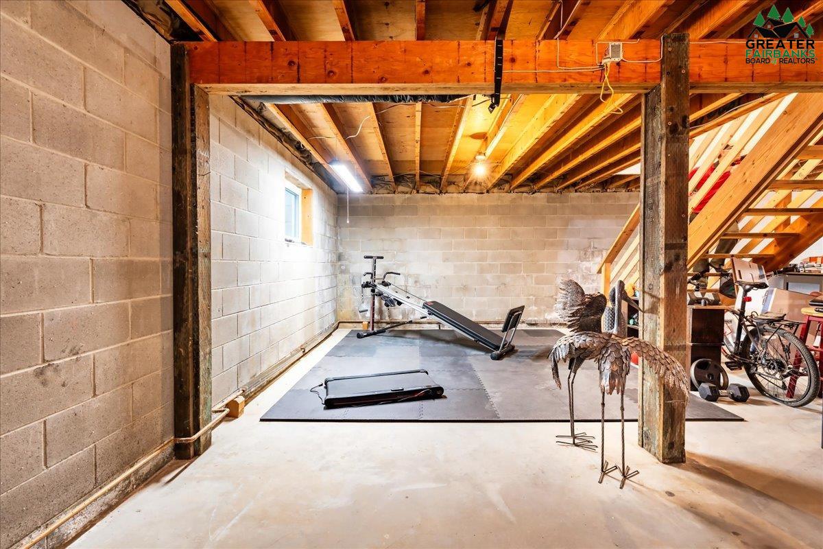 300 CRYSTAL ROAD