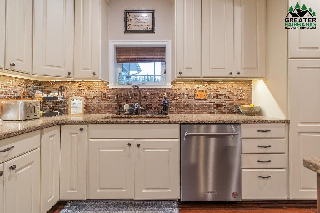 2385 DANO COURT