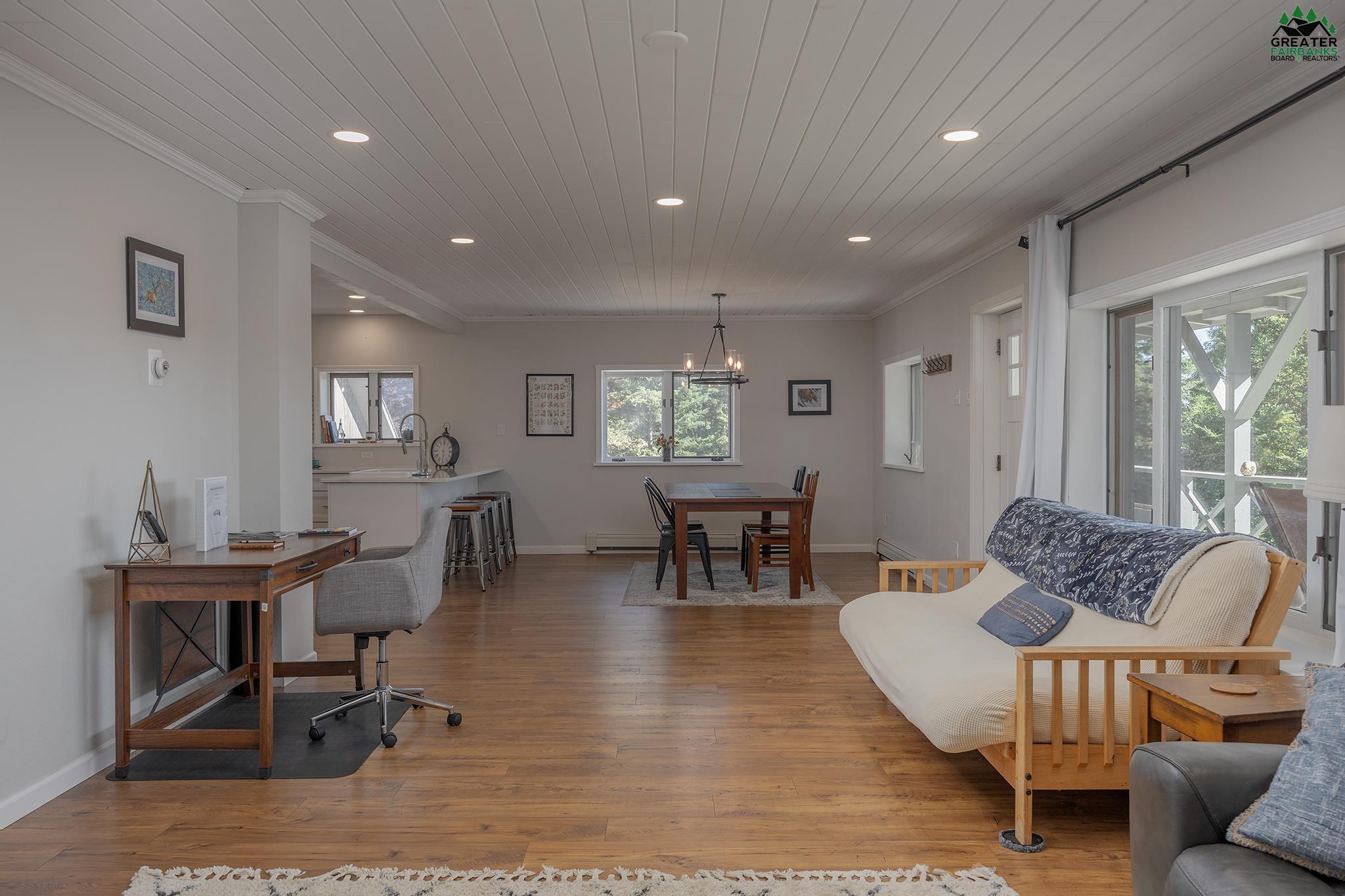 2078 SARA-LYNN ROAD