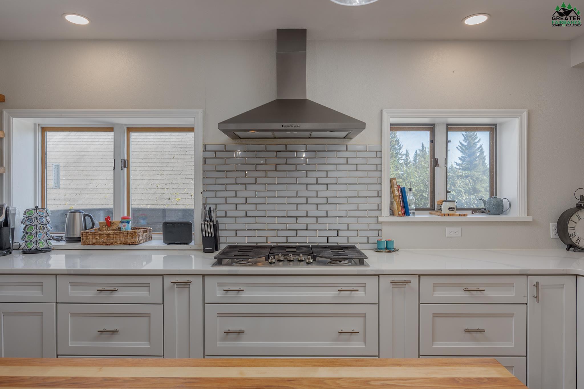 2078 SARA-LYNN ROAD