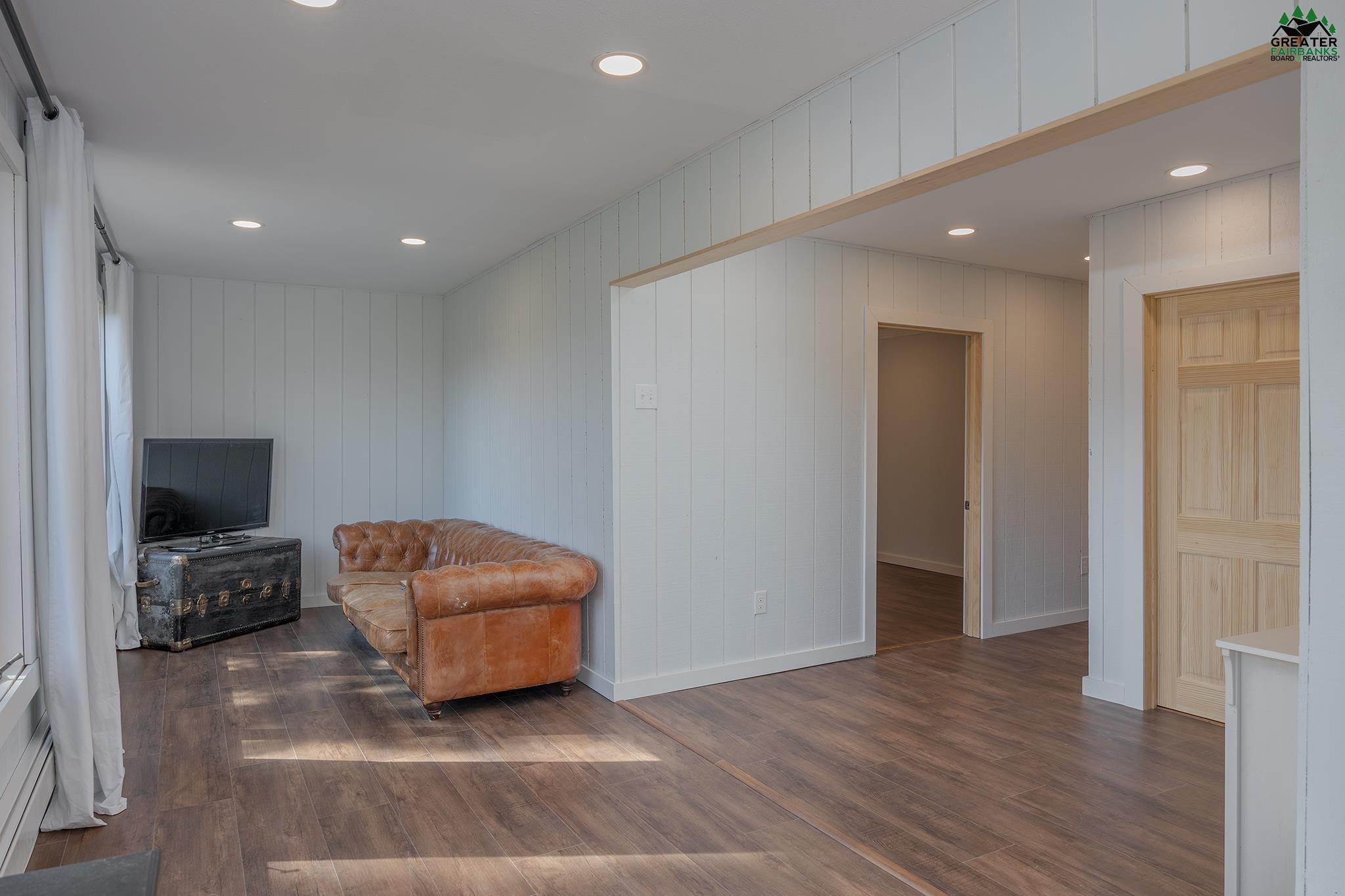 2078 SARA-LYNN ROAD