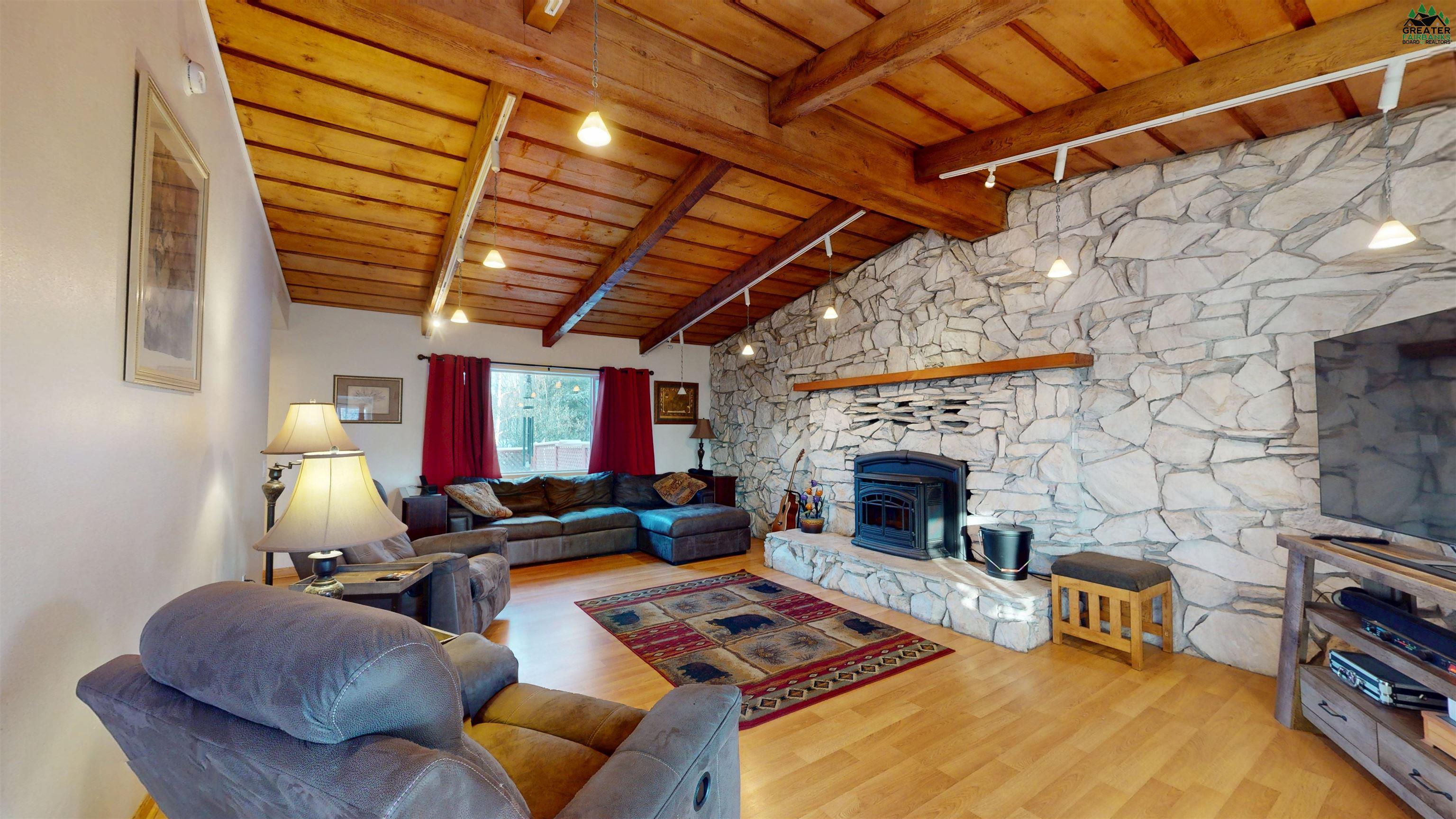 347 HILLSIDE DRIVE