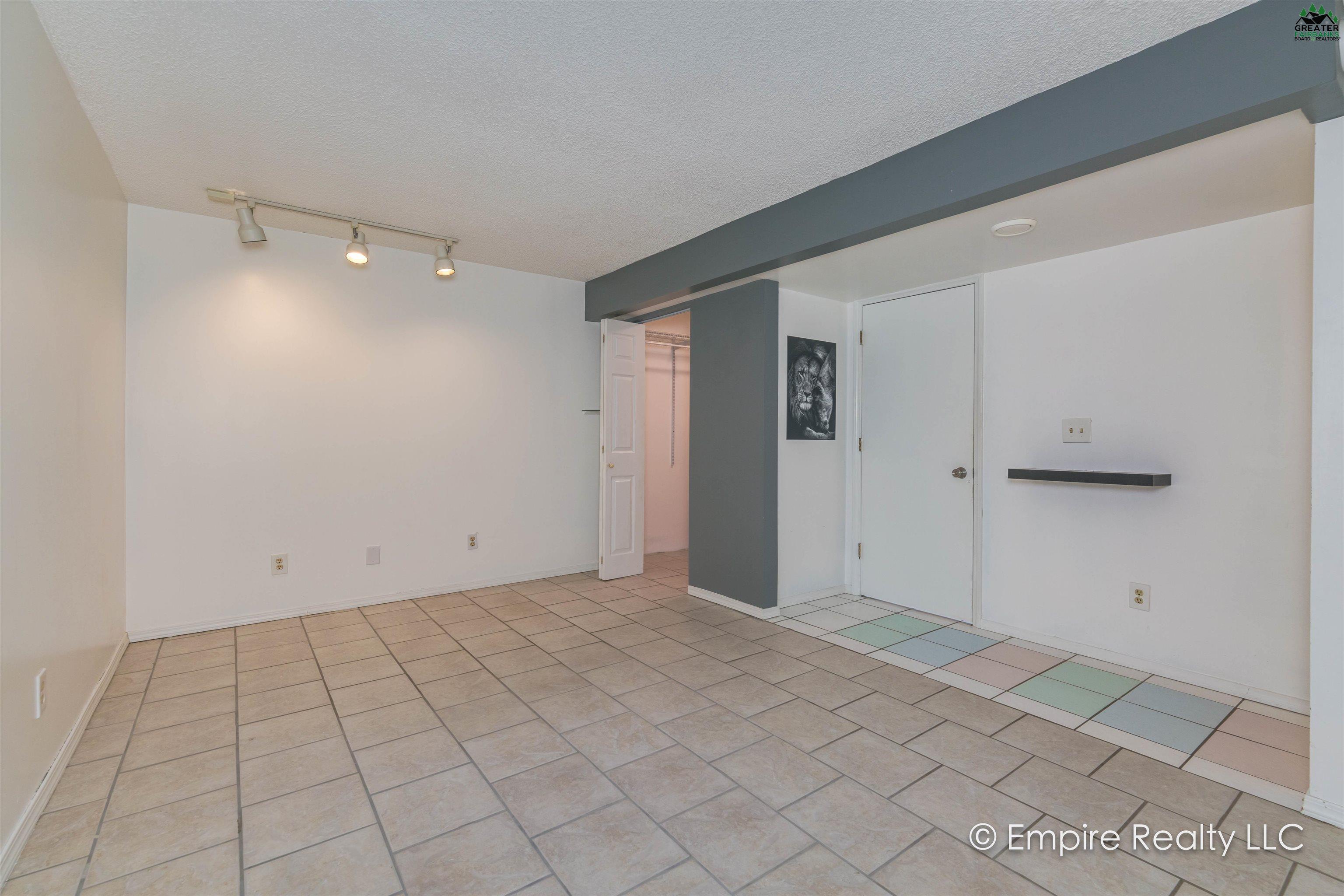 796 OLD STEESE HIGHWAY N