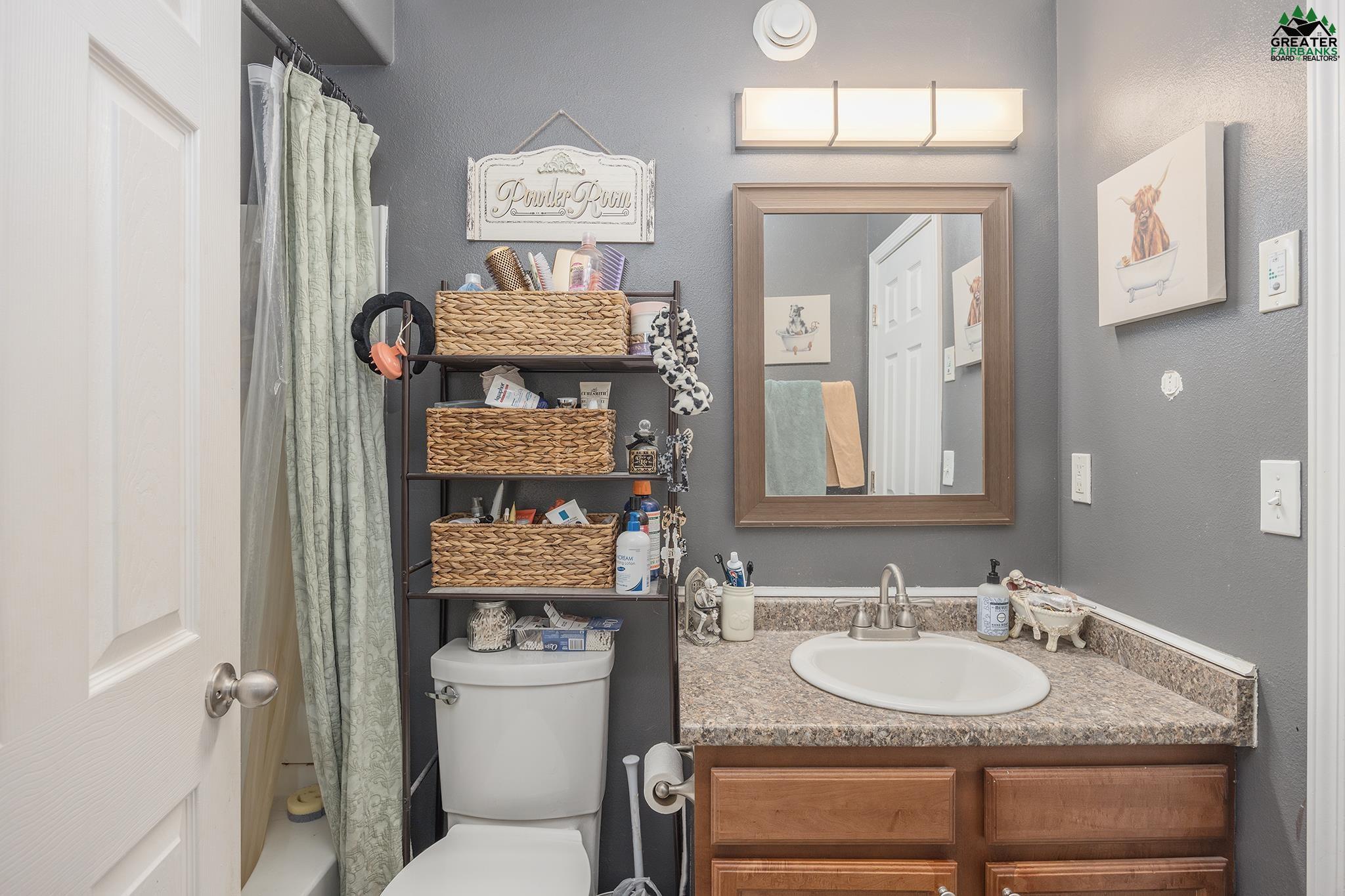 682 TANGLEWOOD DRIVE