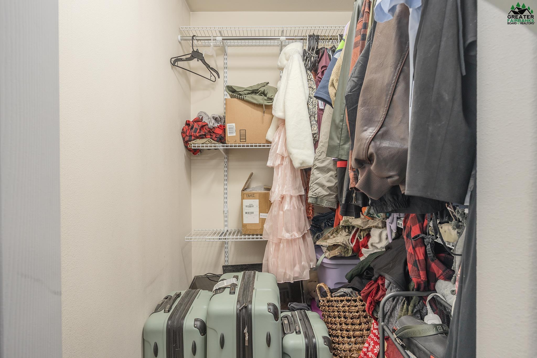 682 TANGLEWOOD DRIVE