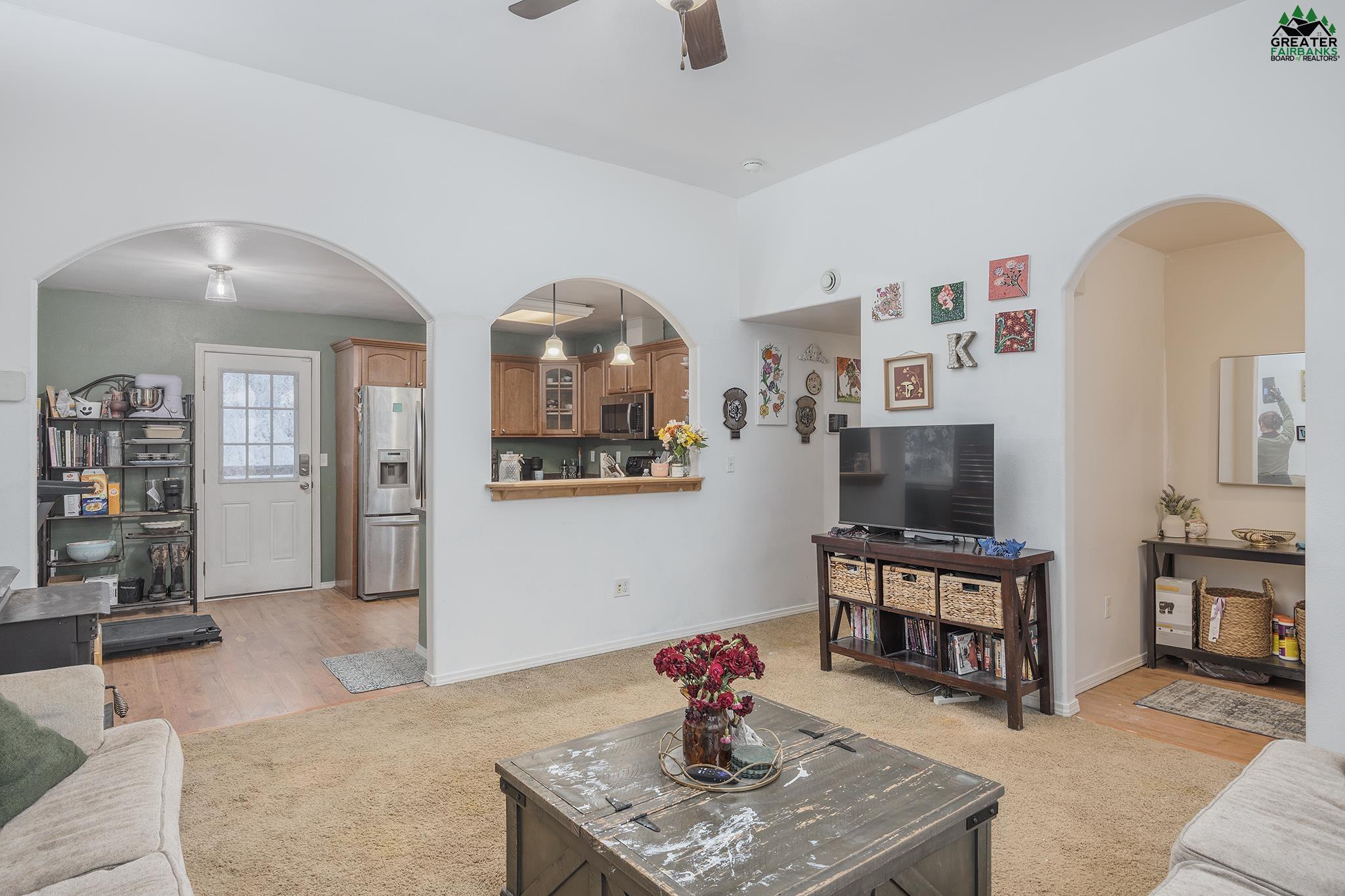 682 TANGLEWOOD DRIVE