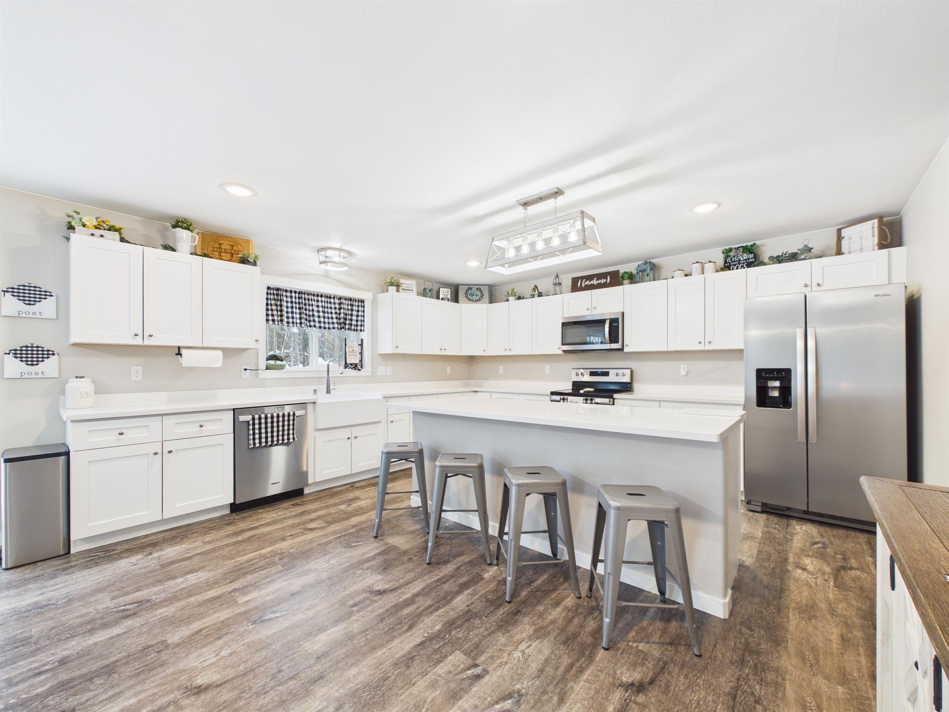 1200 FLORICE DRIVE