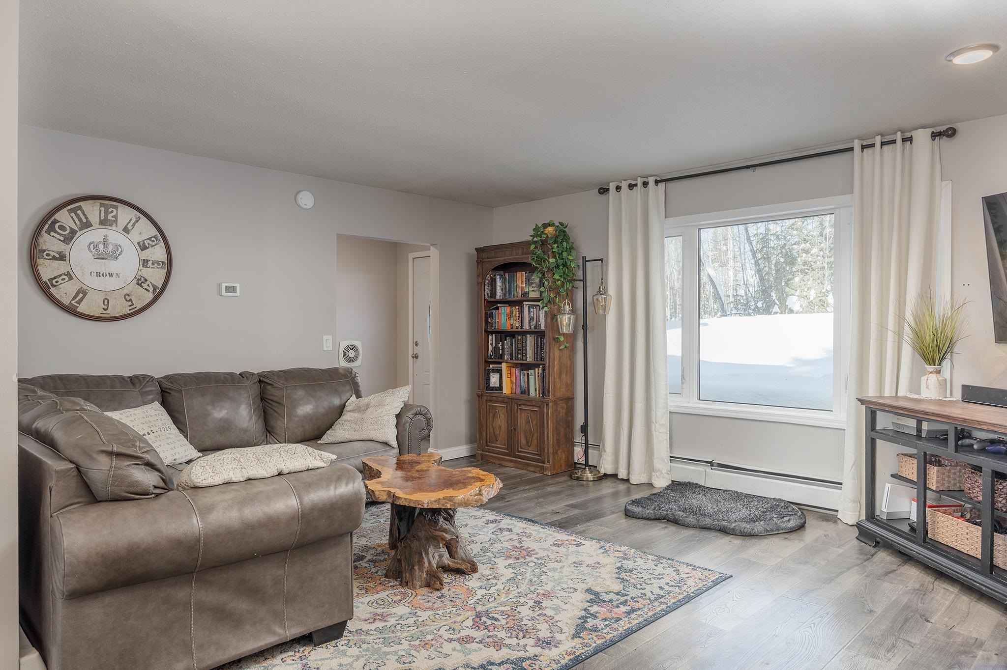 883 RIDGE LOOP ROAD