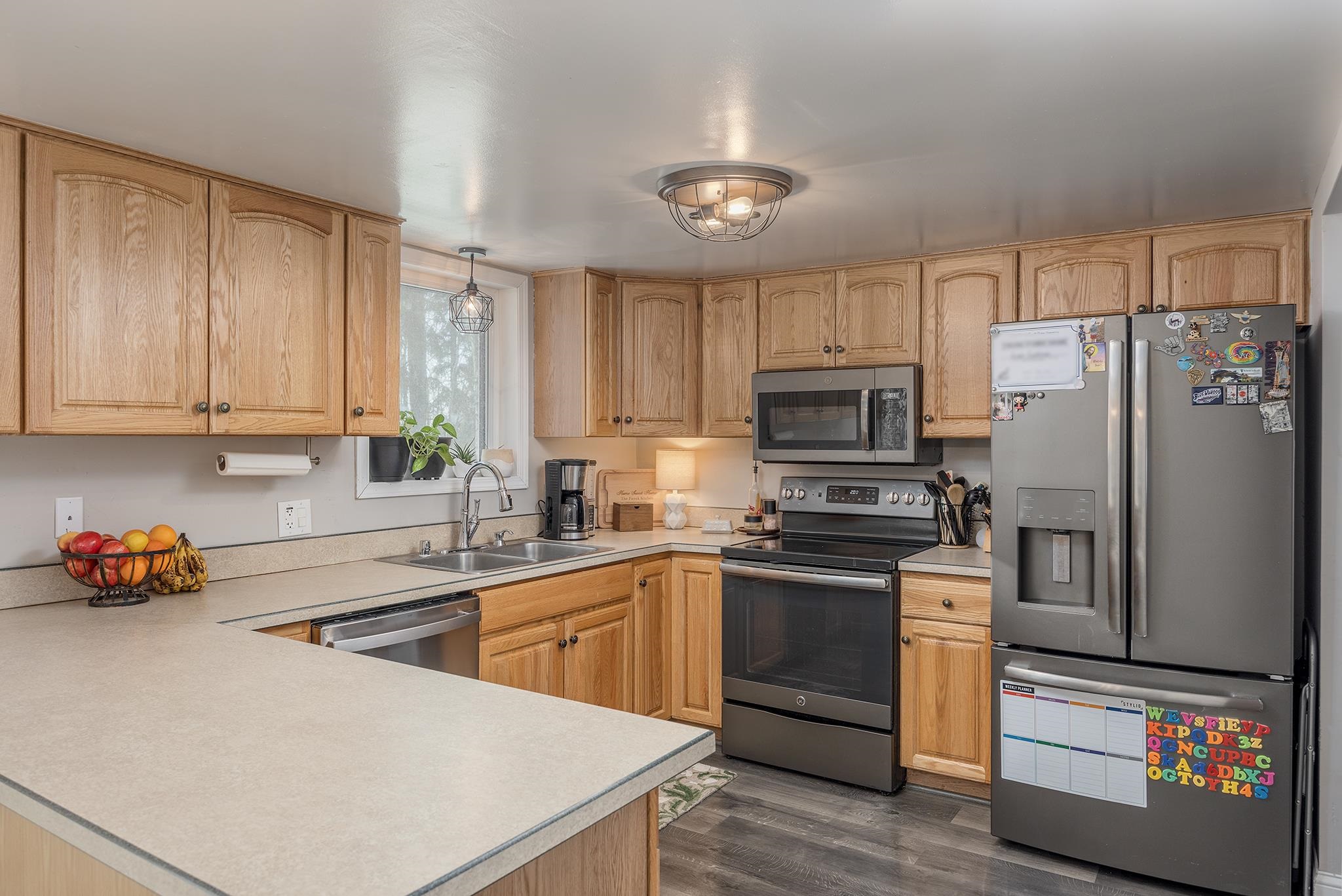 883 RIDGE LOOP ROAD