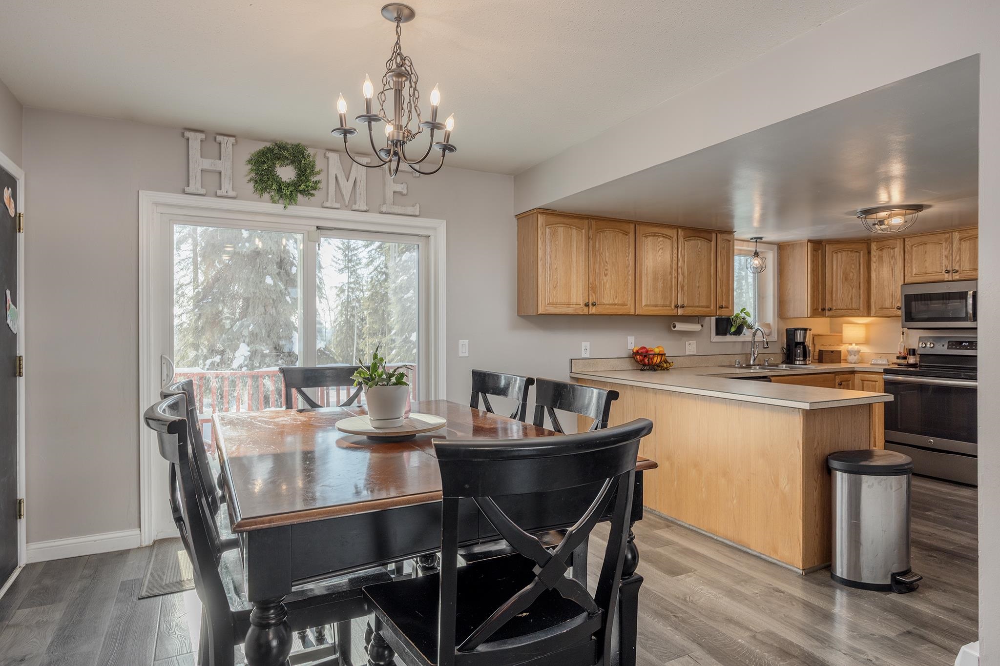 883 RIDGE LOOP ROAD