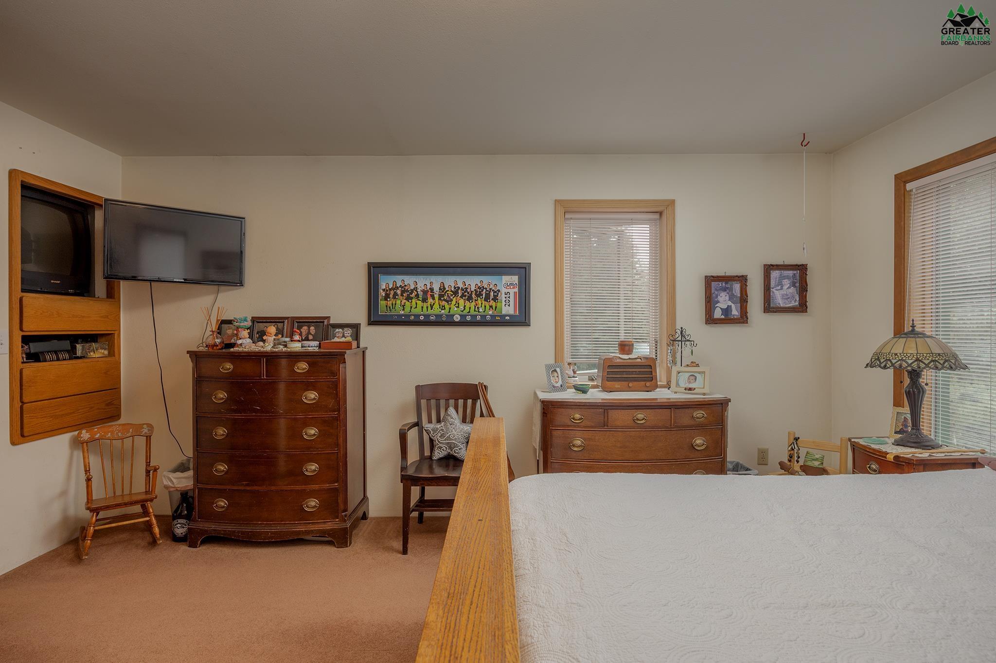 1825 WOODBINE DRIVE