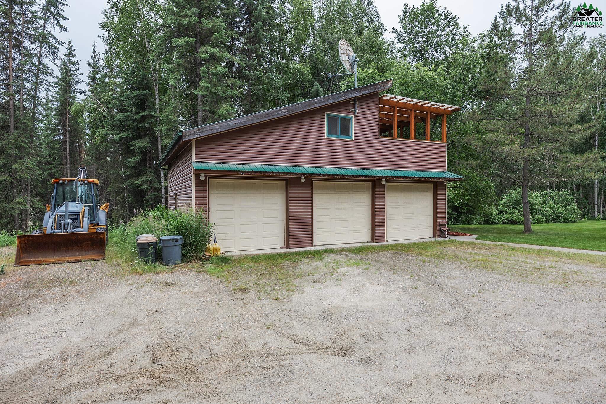 1825 WOODBINE DRIVE